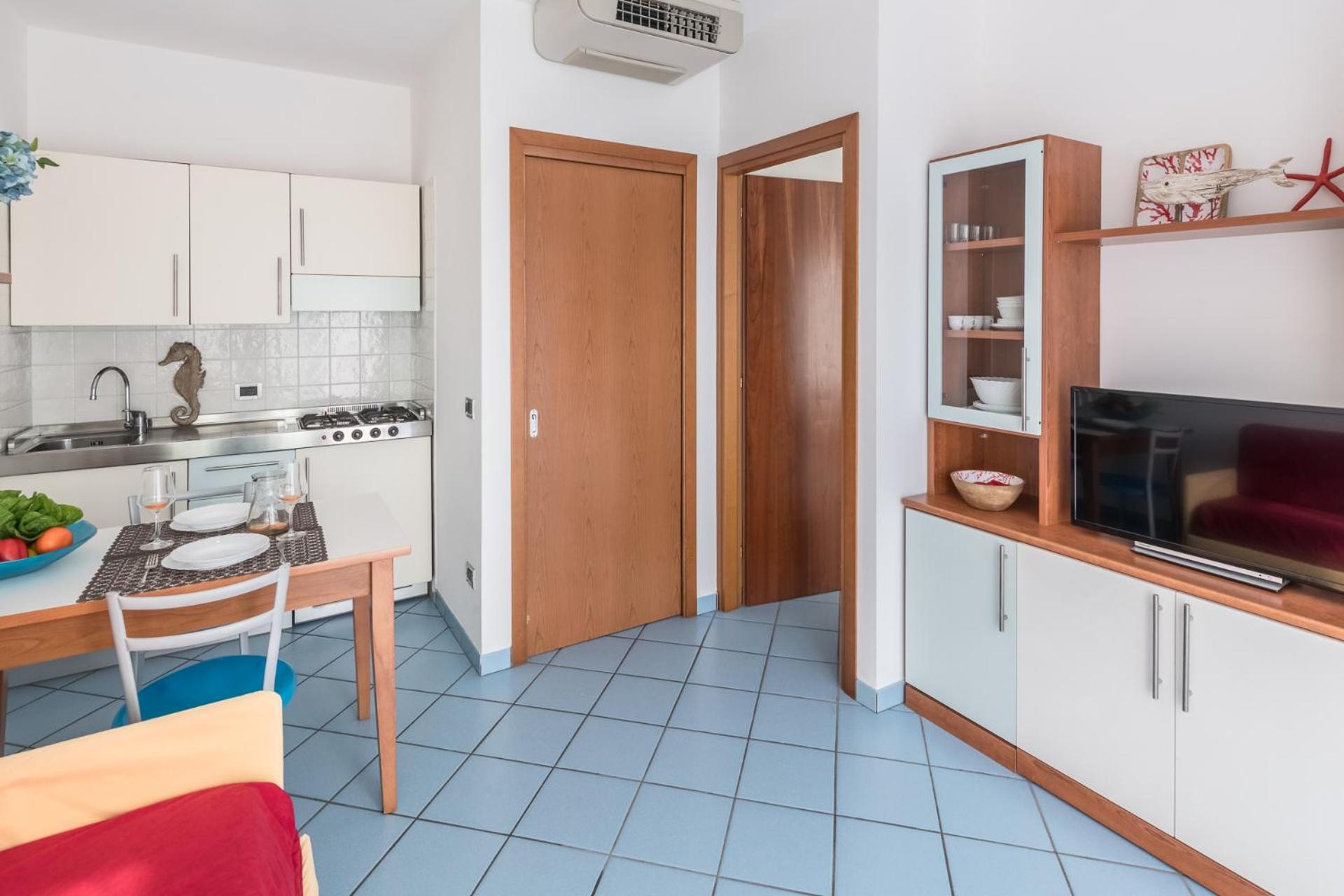 One-Bedroom Apartment - Photo 9