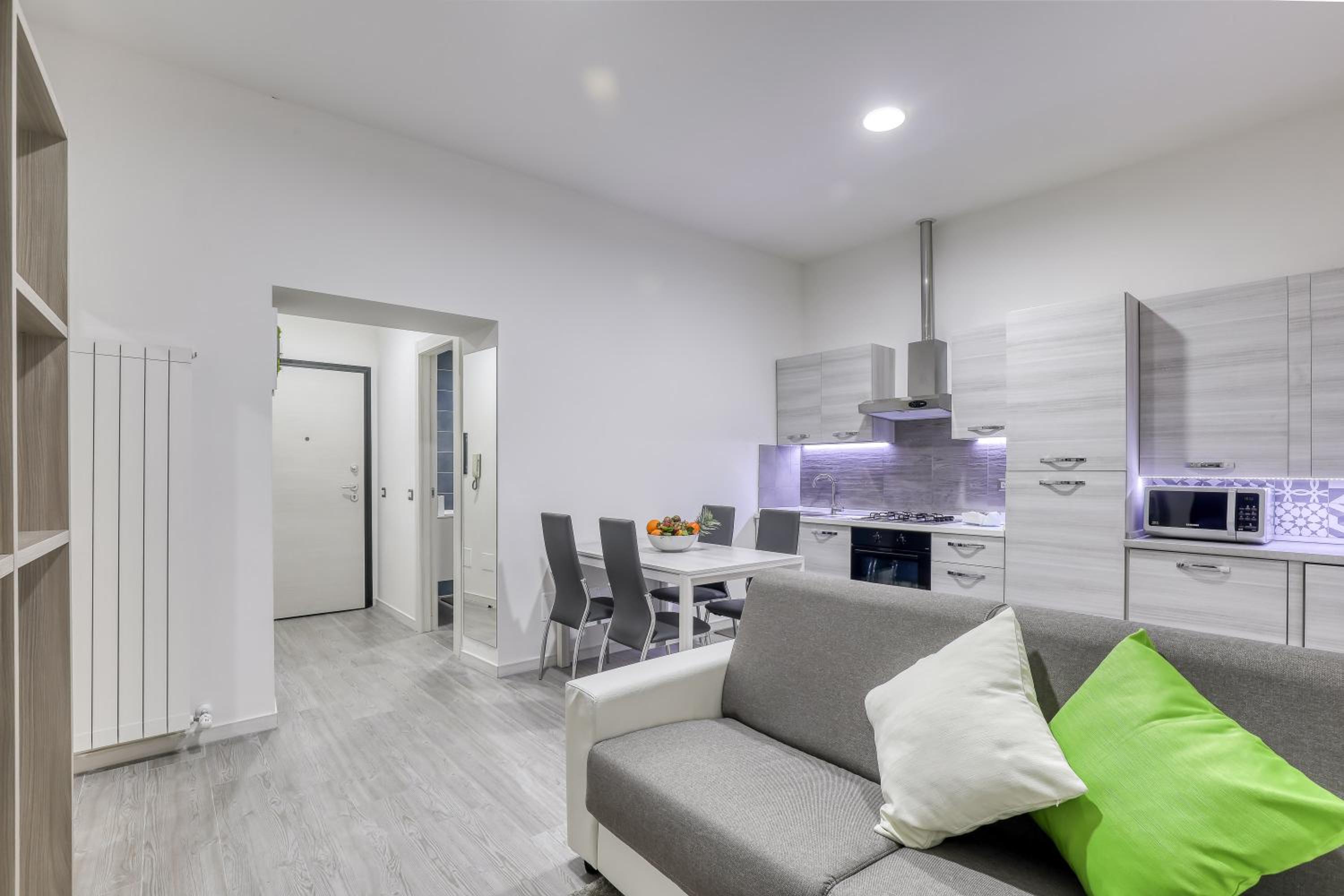 One-Bedroom Apartment - Photo 13