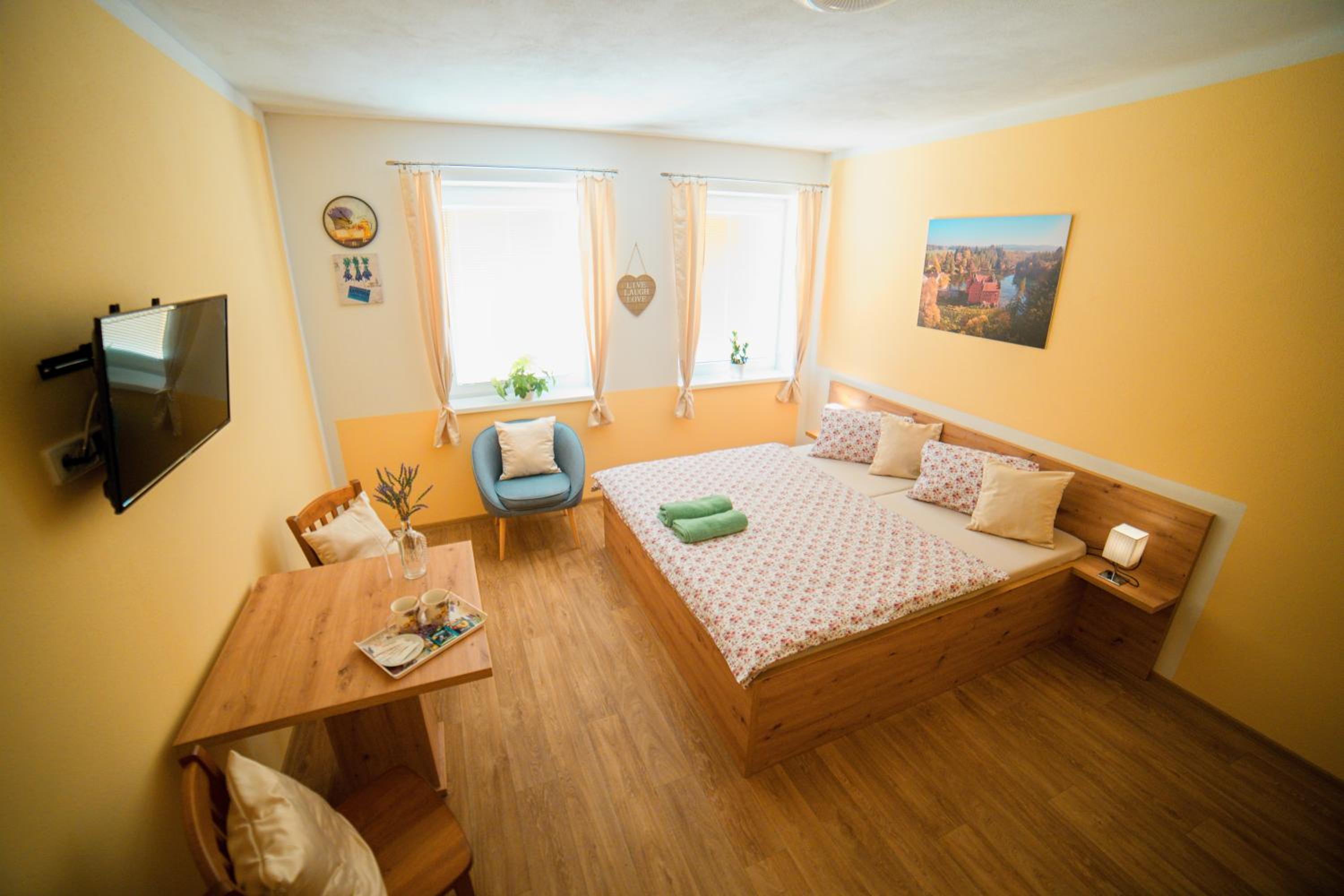 King Room - Disability Access photo 1