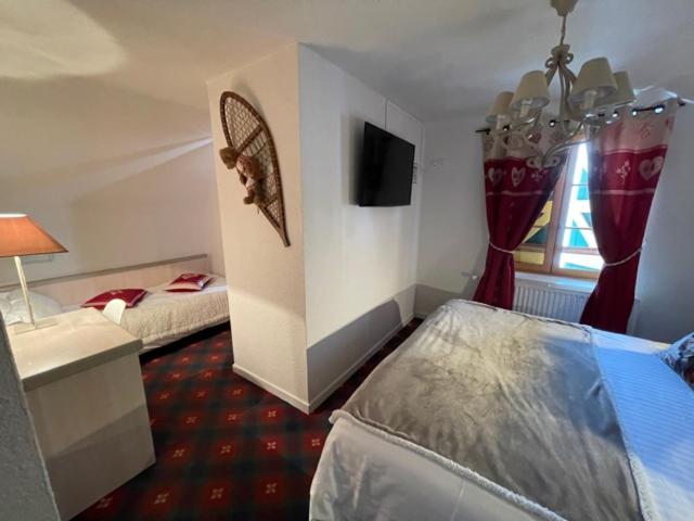 Superior Triple Room photo 3