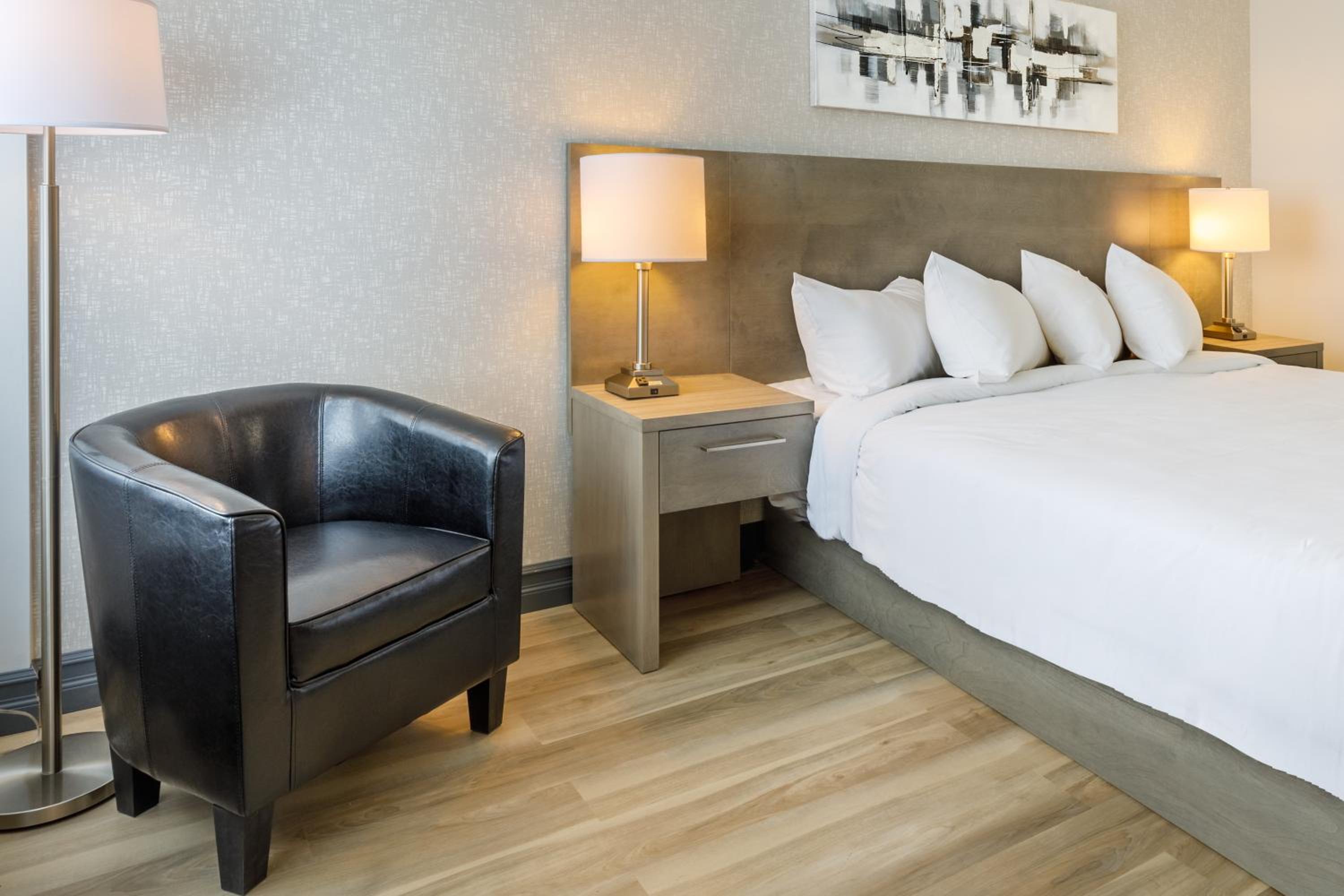 Superior King Room photo 2