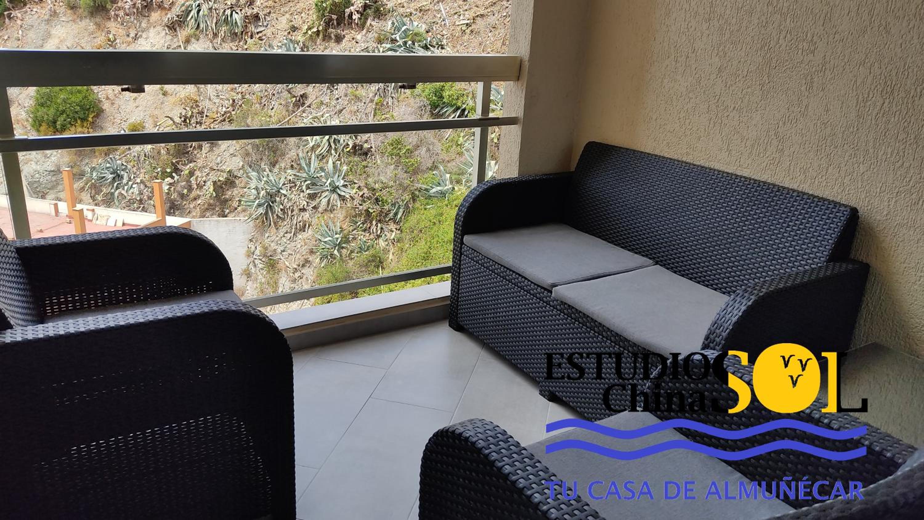 Apartment with Mountain View - Photo 19