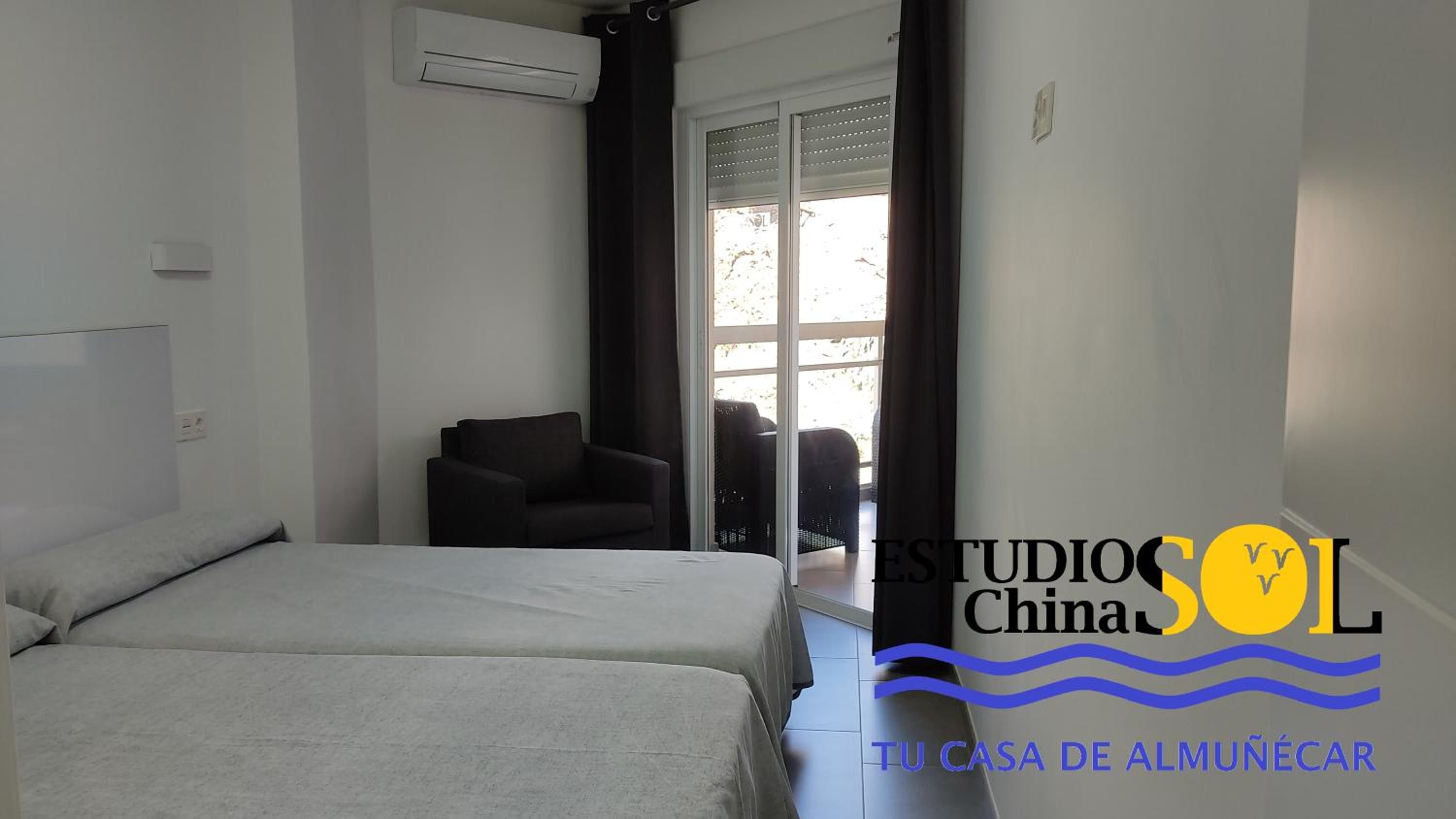 Apartment with Mountain View - Photo 13