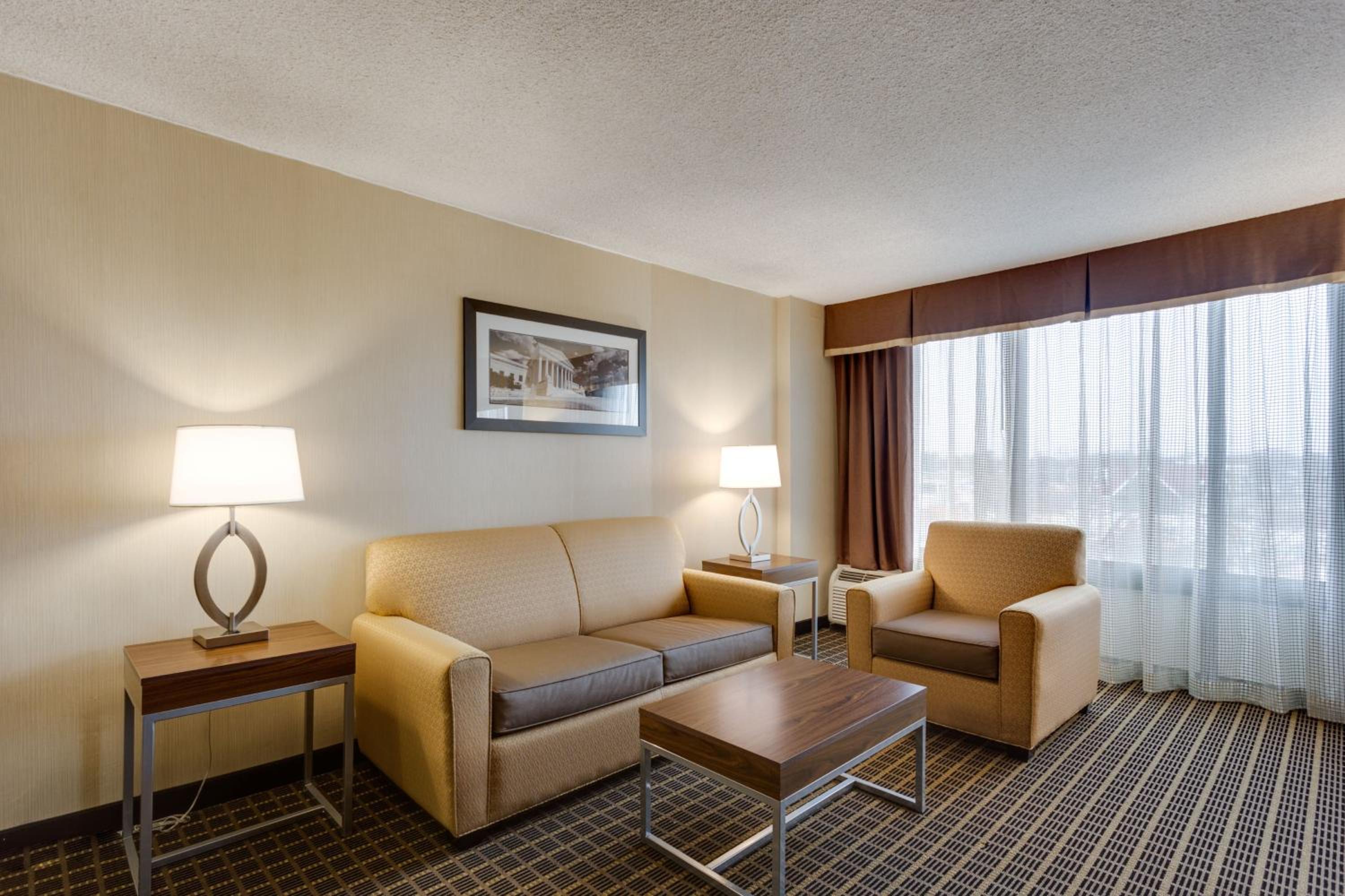 Suite With Two King Beds