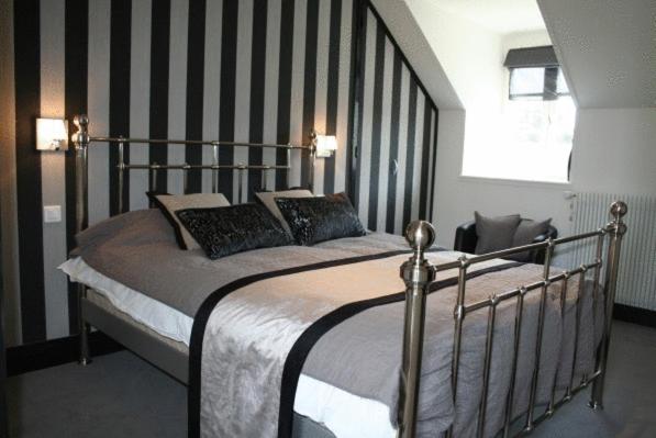 Classic Double Room - Photo 10