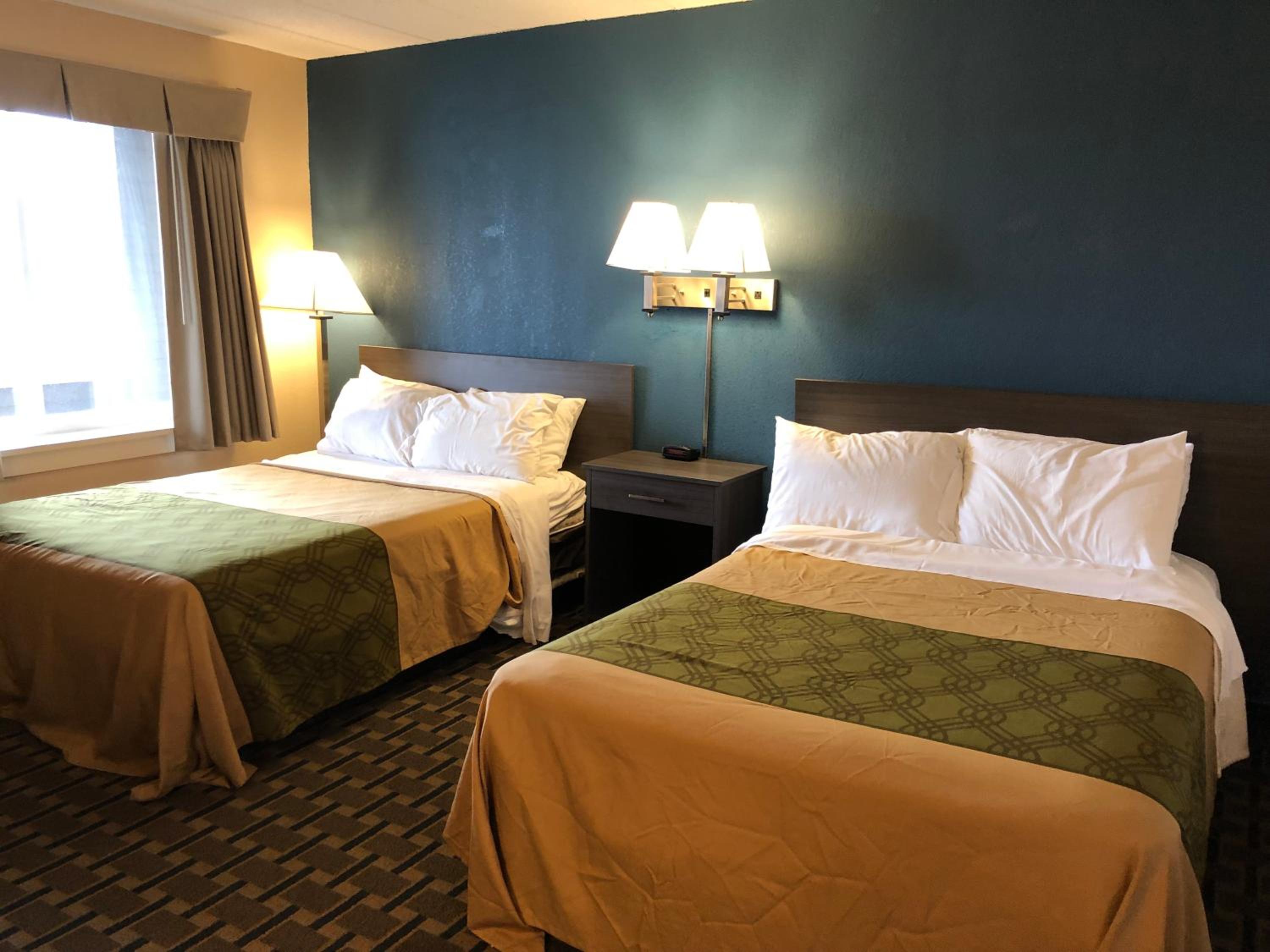 Double Room with Two Double Beds - Non-Smoking - Photo 4