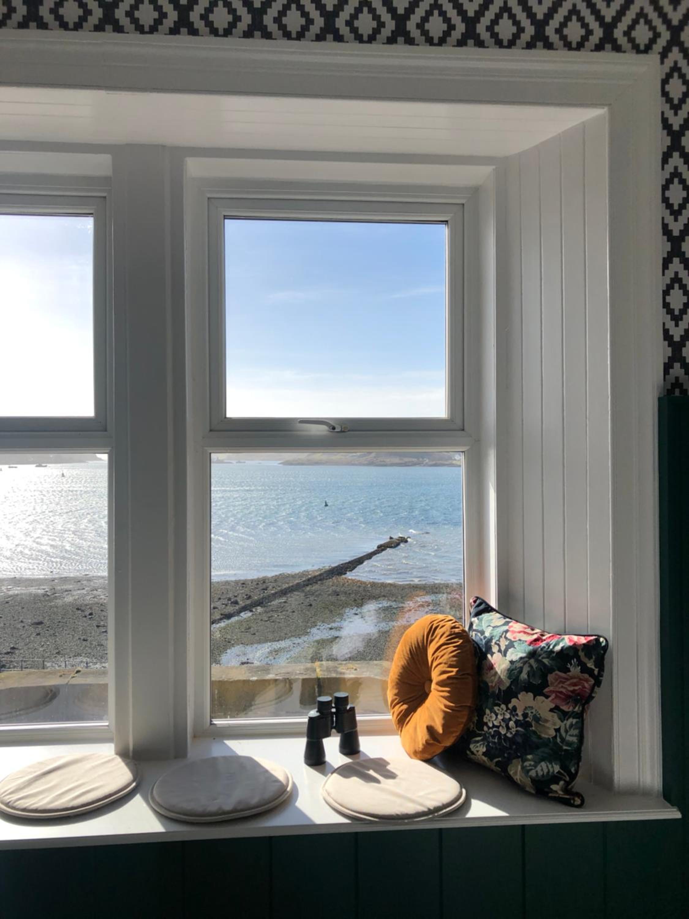 Deluxe Double Room with Sea View - Photo 15