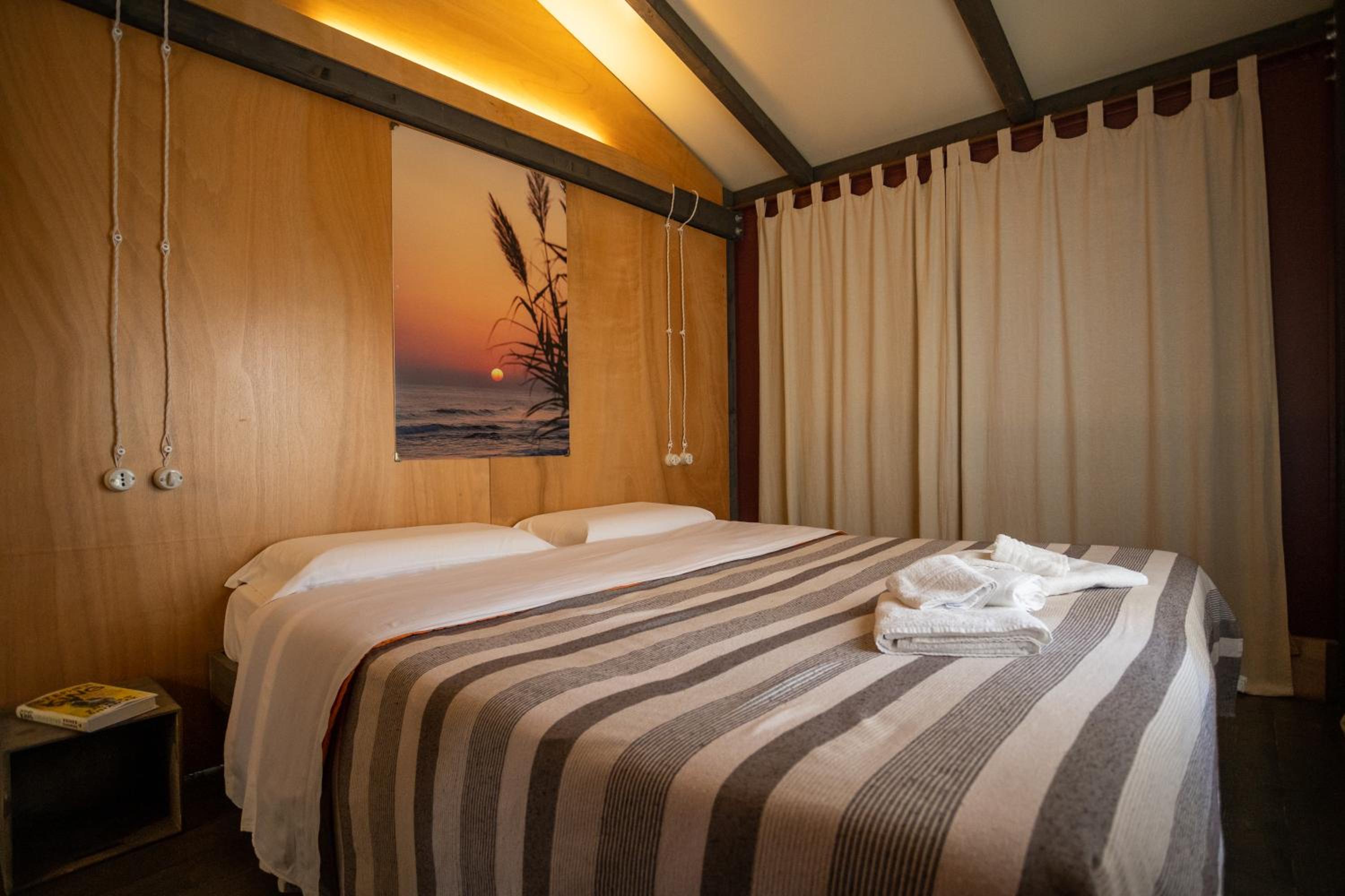 Tent Suite photo 1