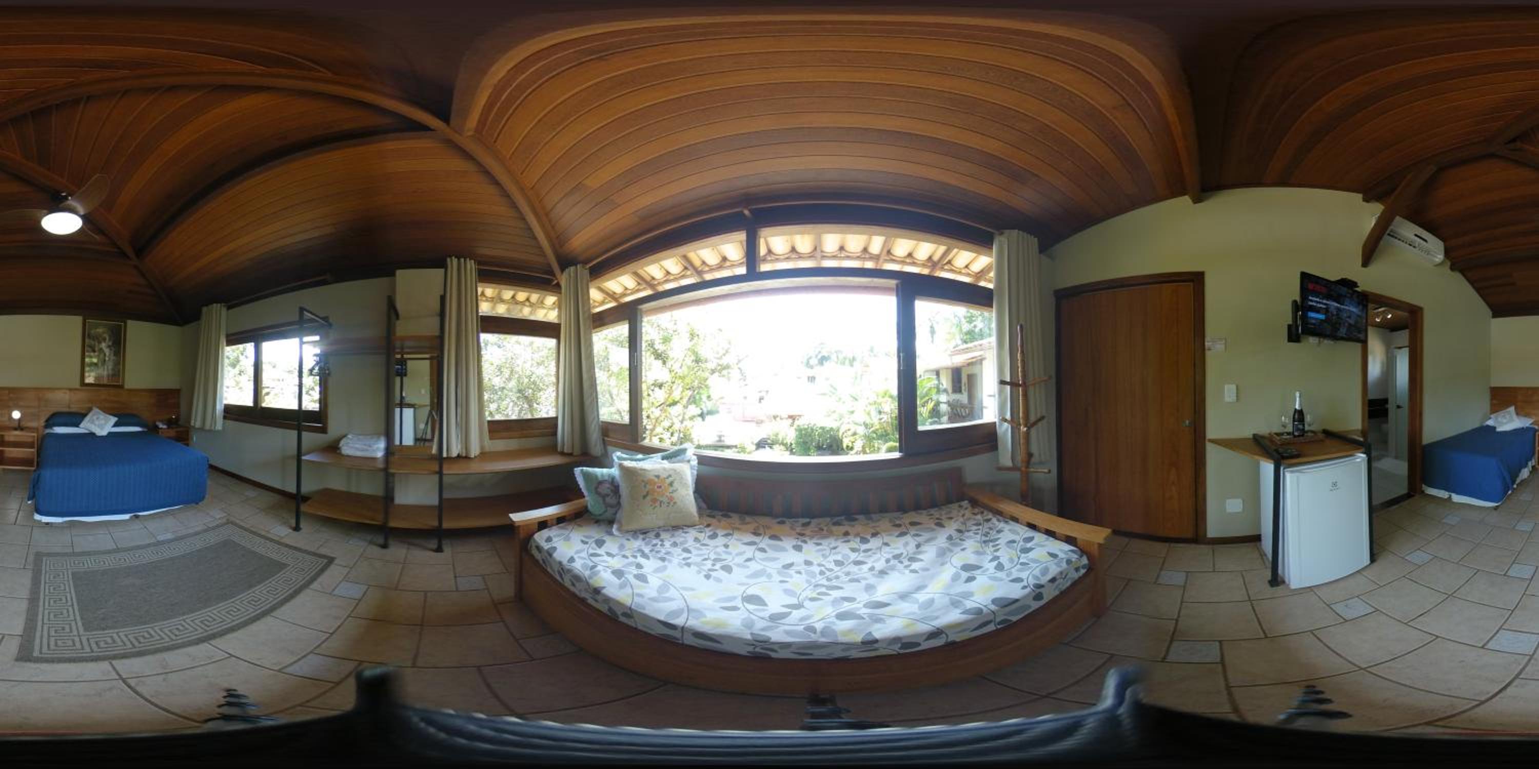 Family Room photo 3