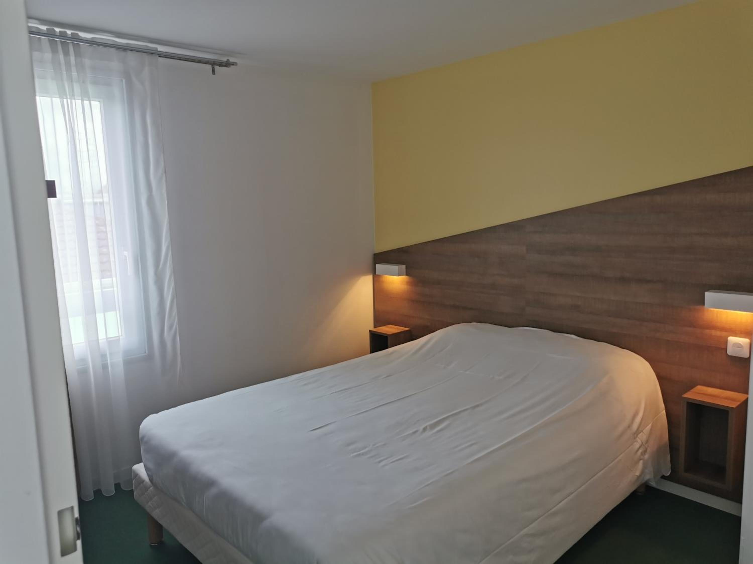 Double Room - Photo 3