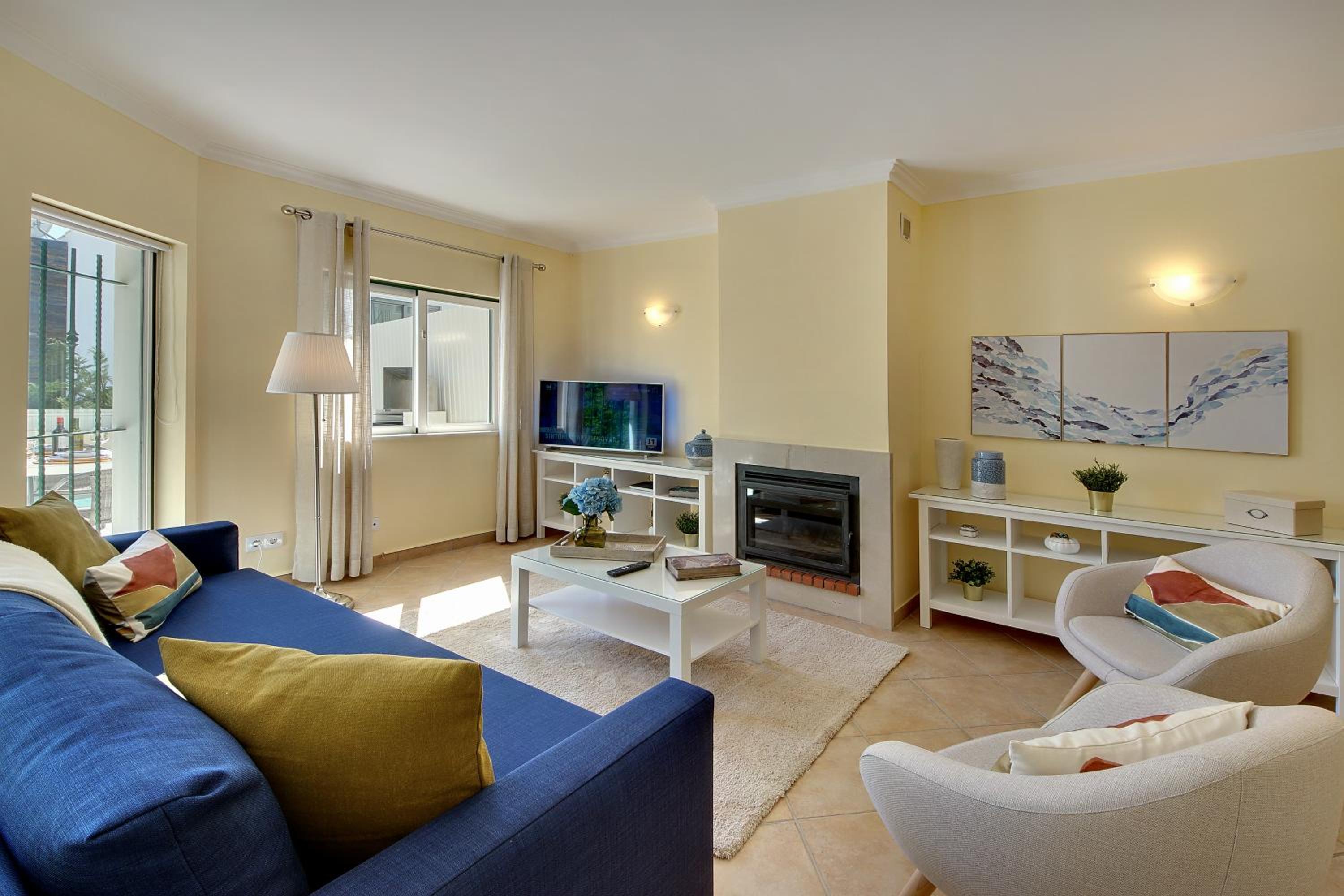 Three-Bedroom Villa photo 3