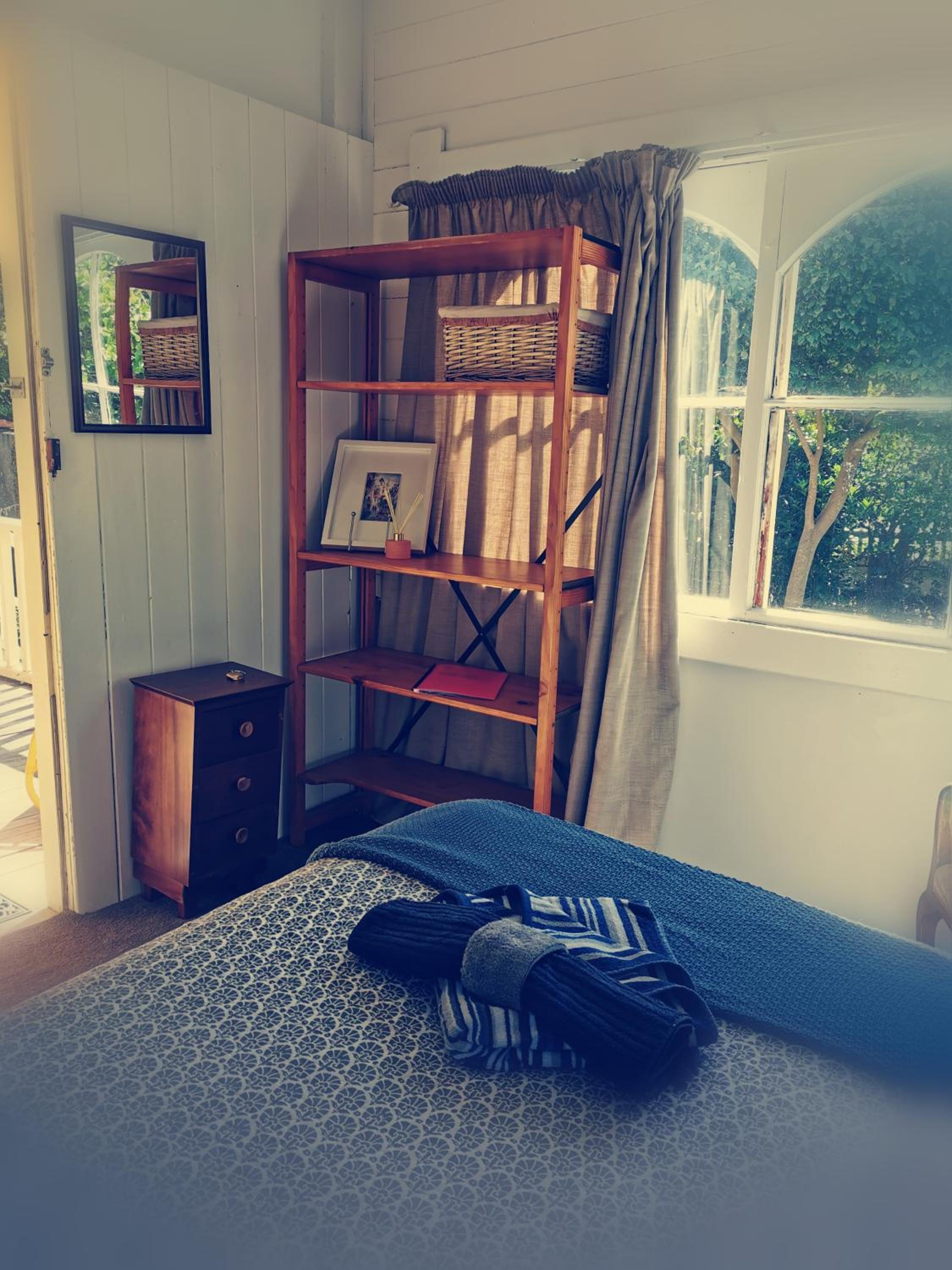 Budget Single Room photo 2