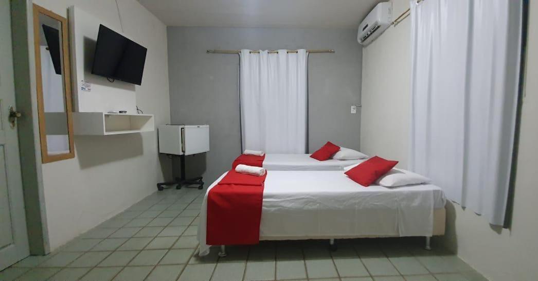 Twin Room - Photo 1