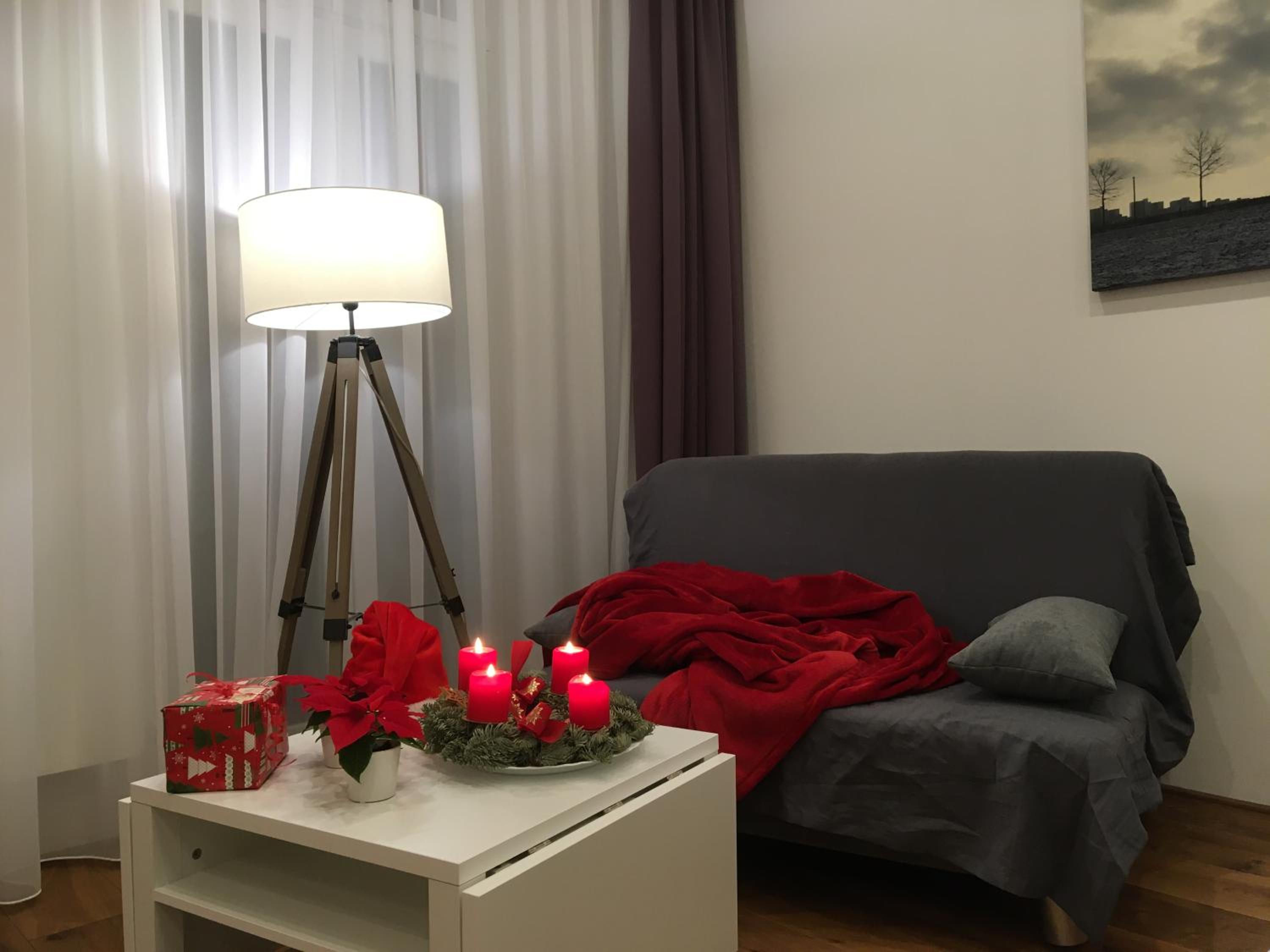 One-Bedroom Apartment - Photo 21