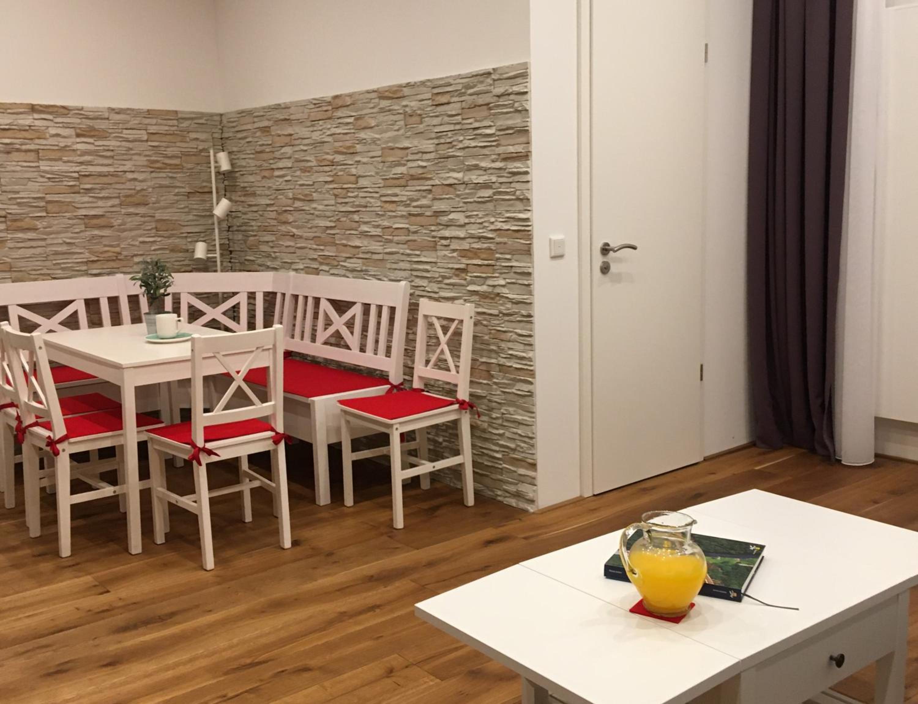 One-Bedroom Apartment - Photo 20