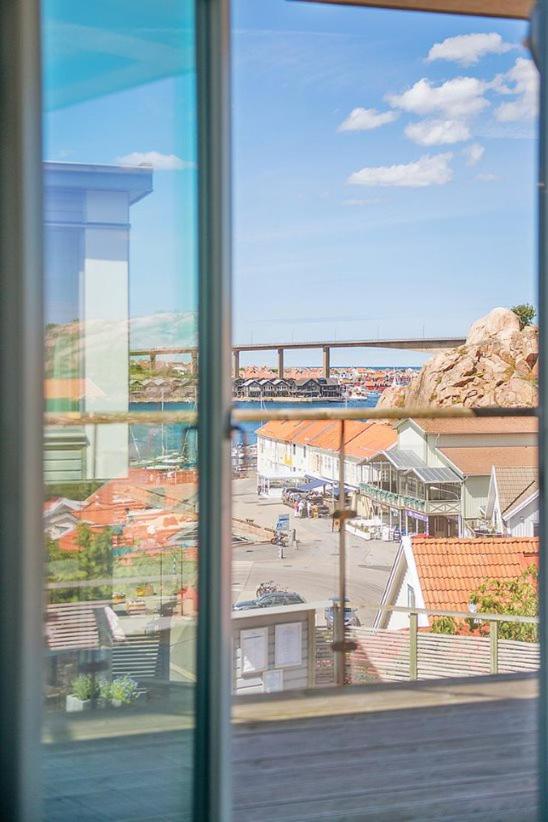Studio with Balcony photo 3