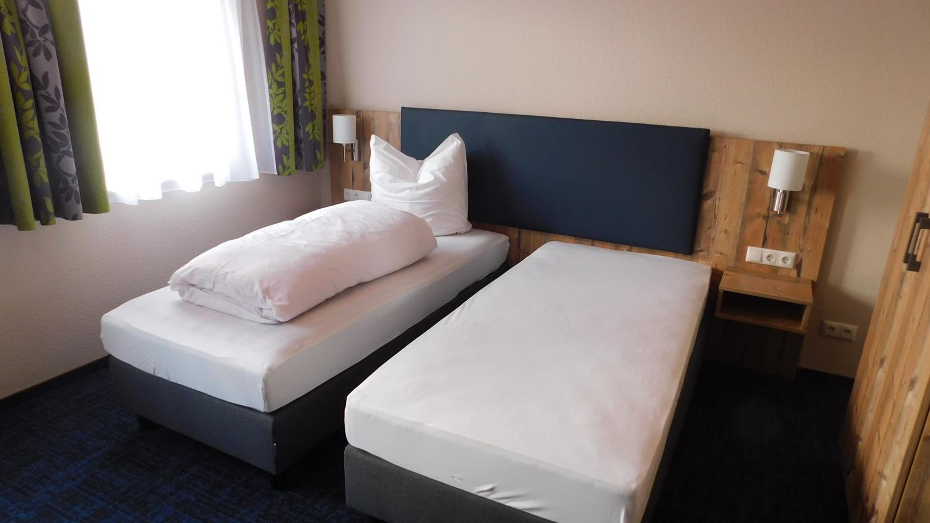 Double Room with Extra Bed photo 1