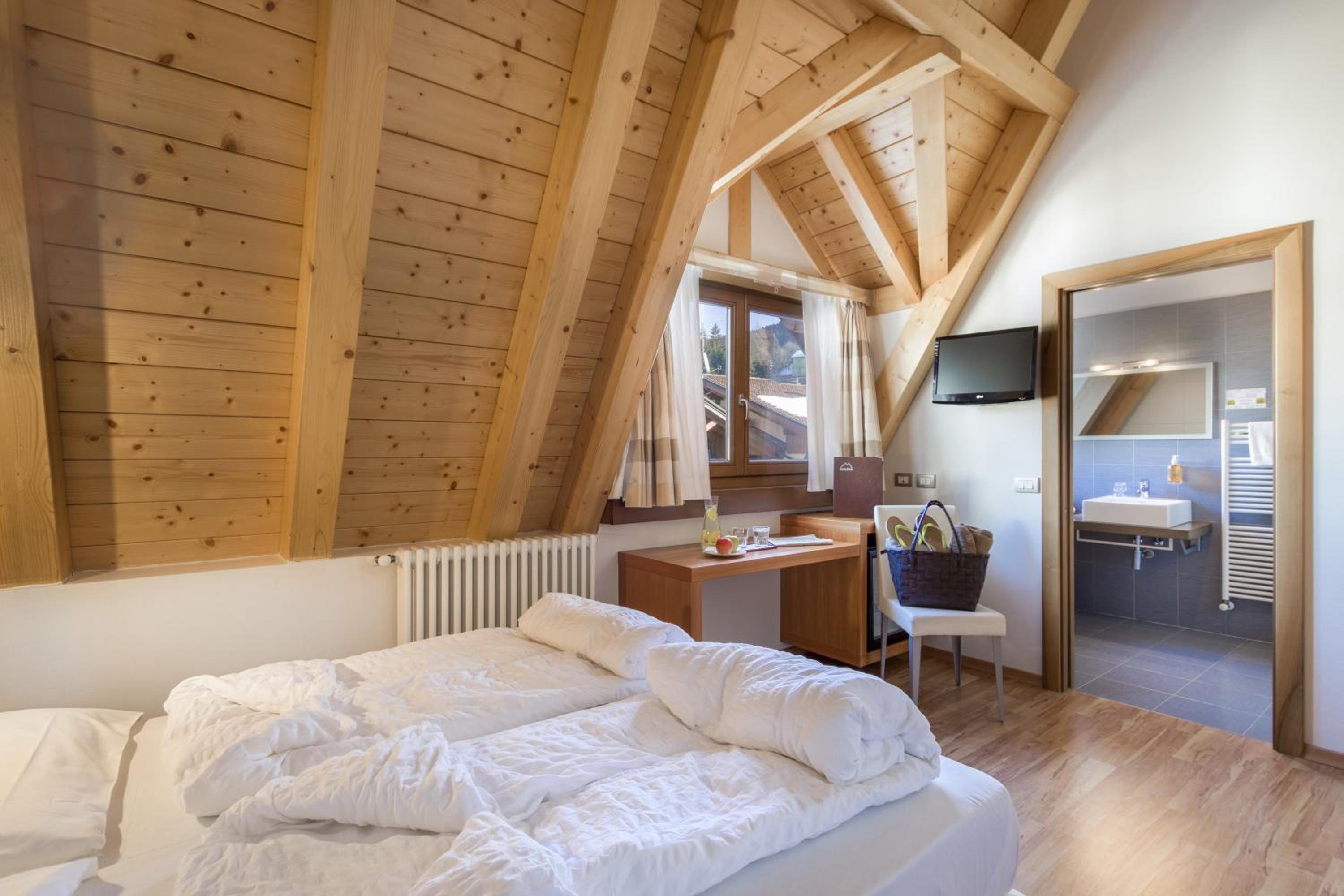 Superior Double Room - Photo 1