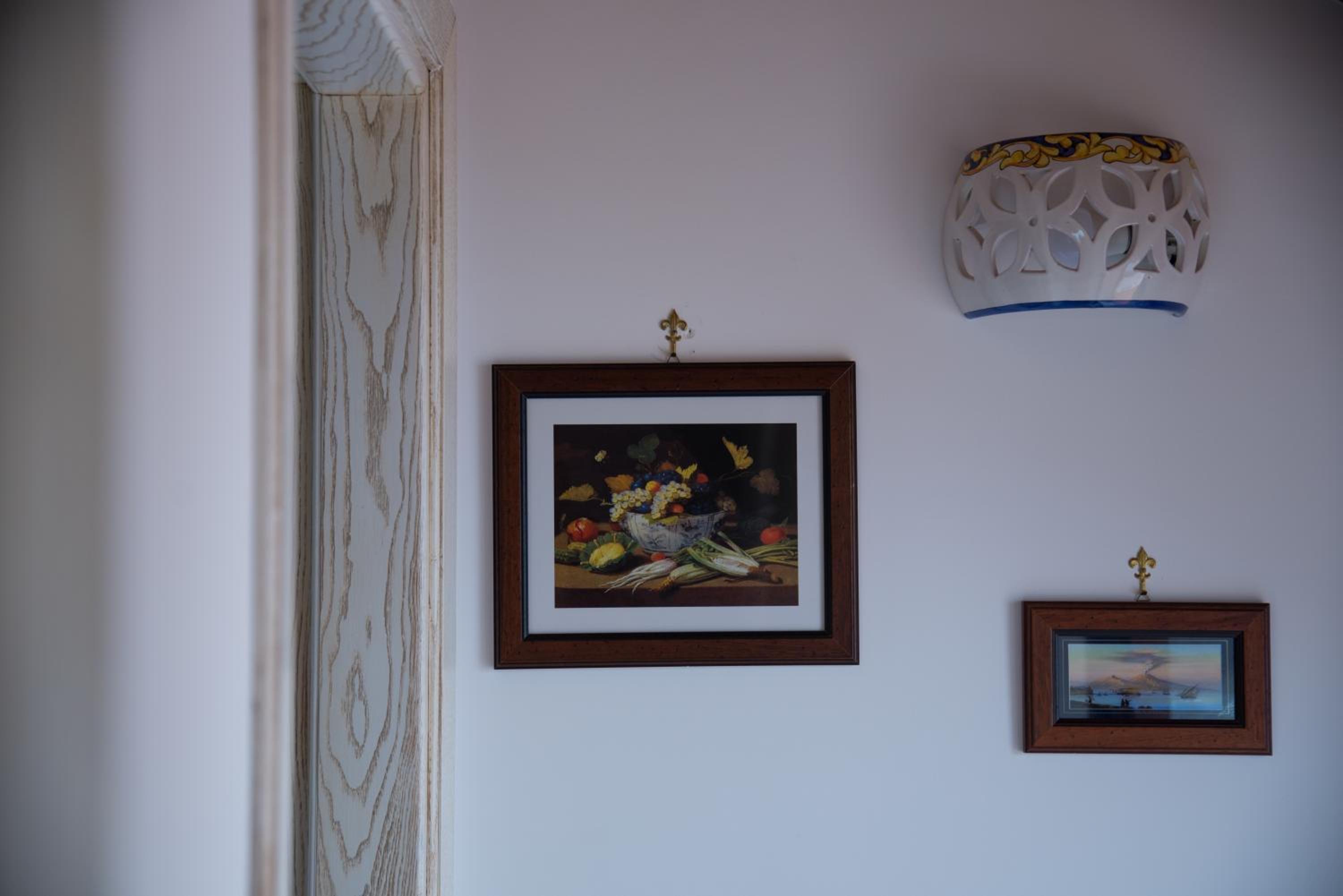 Double Room with Spa Bath - Photo 7