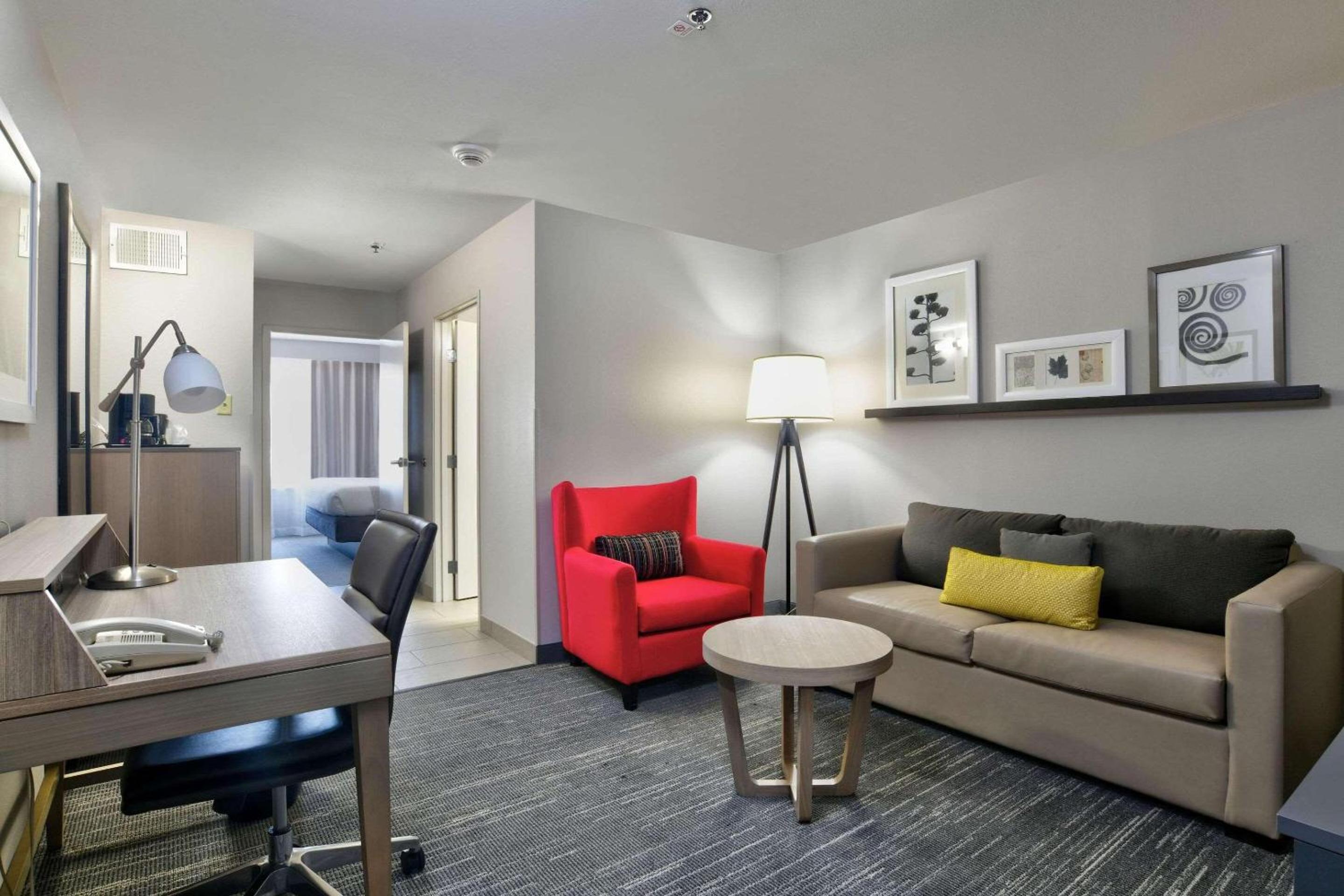 King Suite with Sofa Bed - Non Smoking