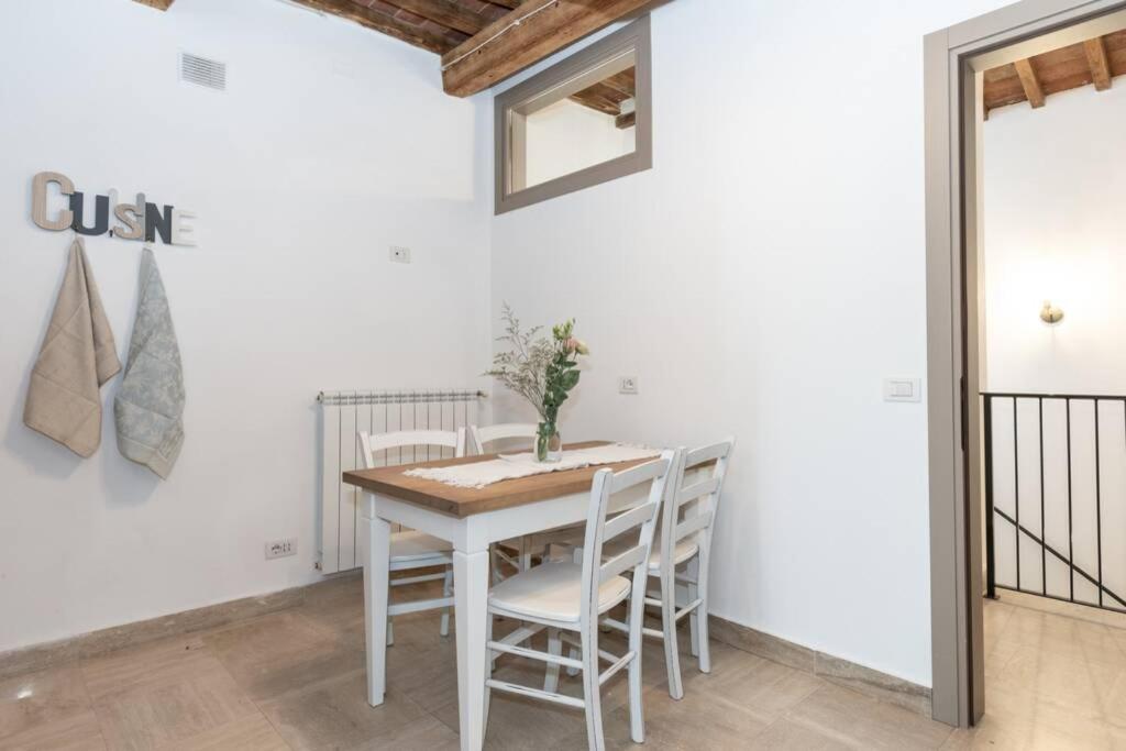 One-Bedroom Apartment - Photo 23