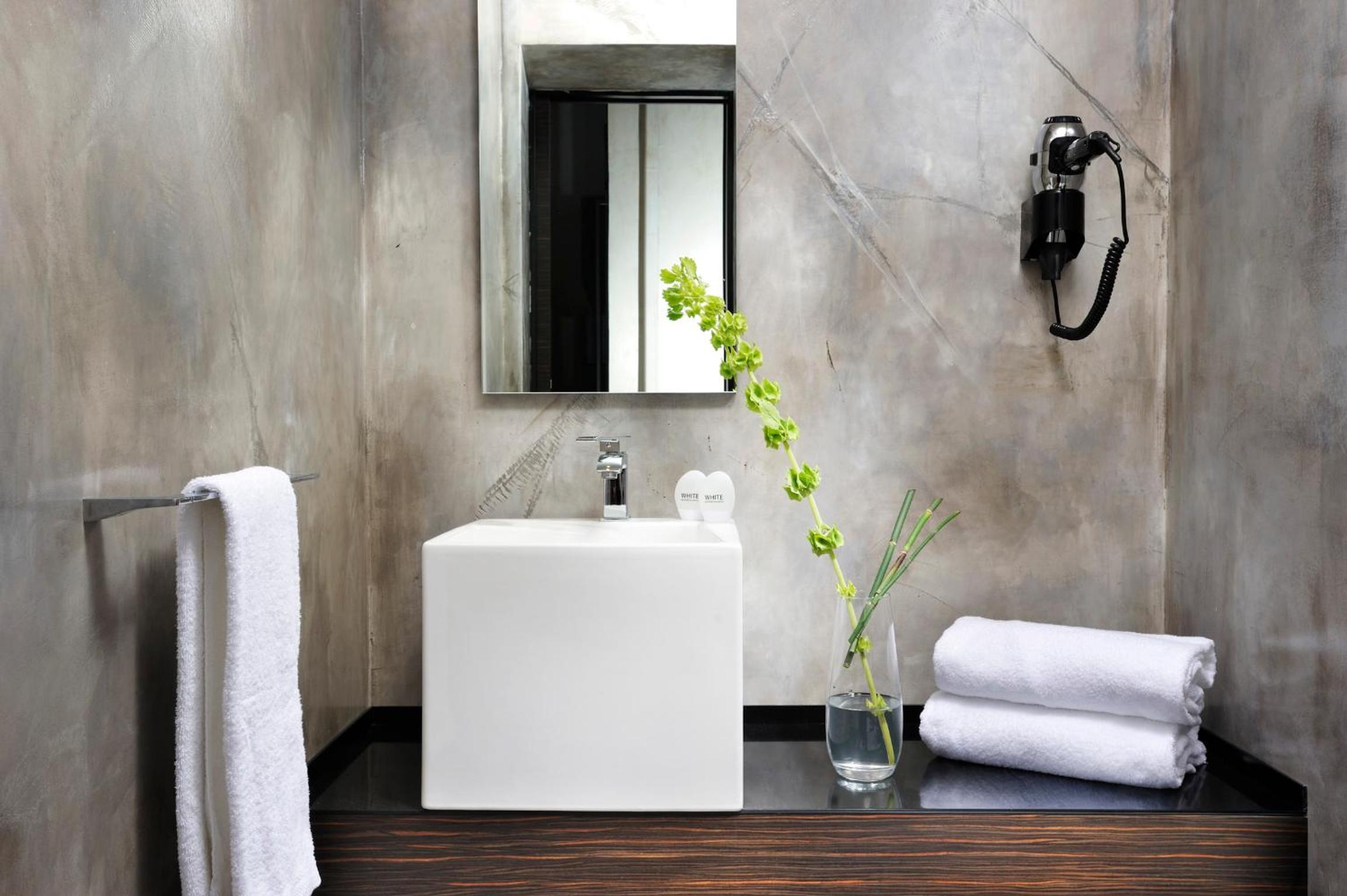 Deluxe Double Room with Spa Bath  photo 3