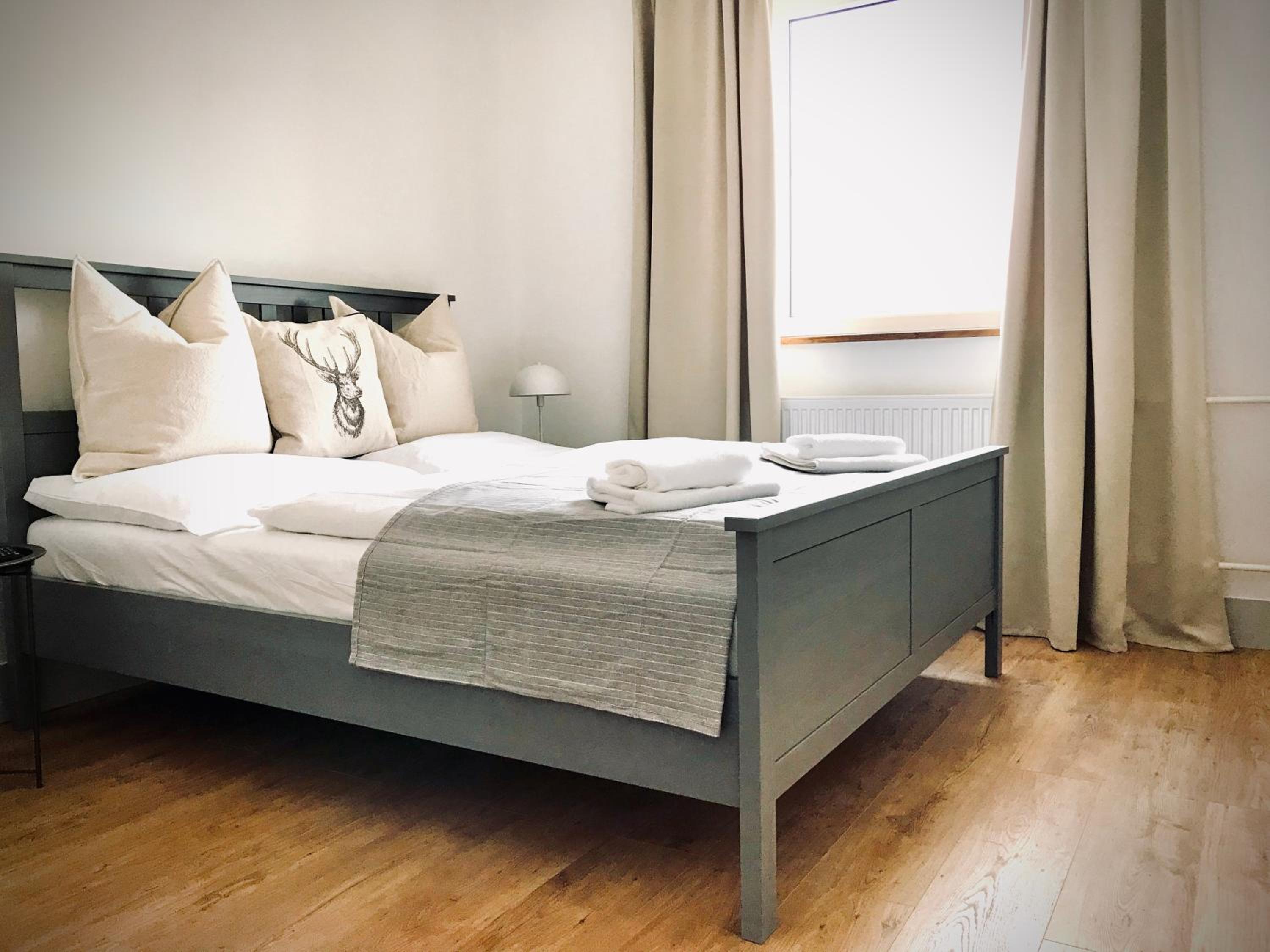 Double Room - Photo 3