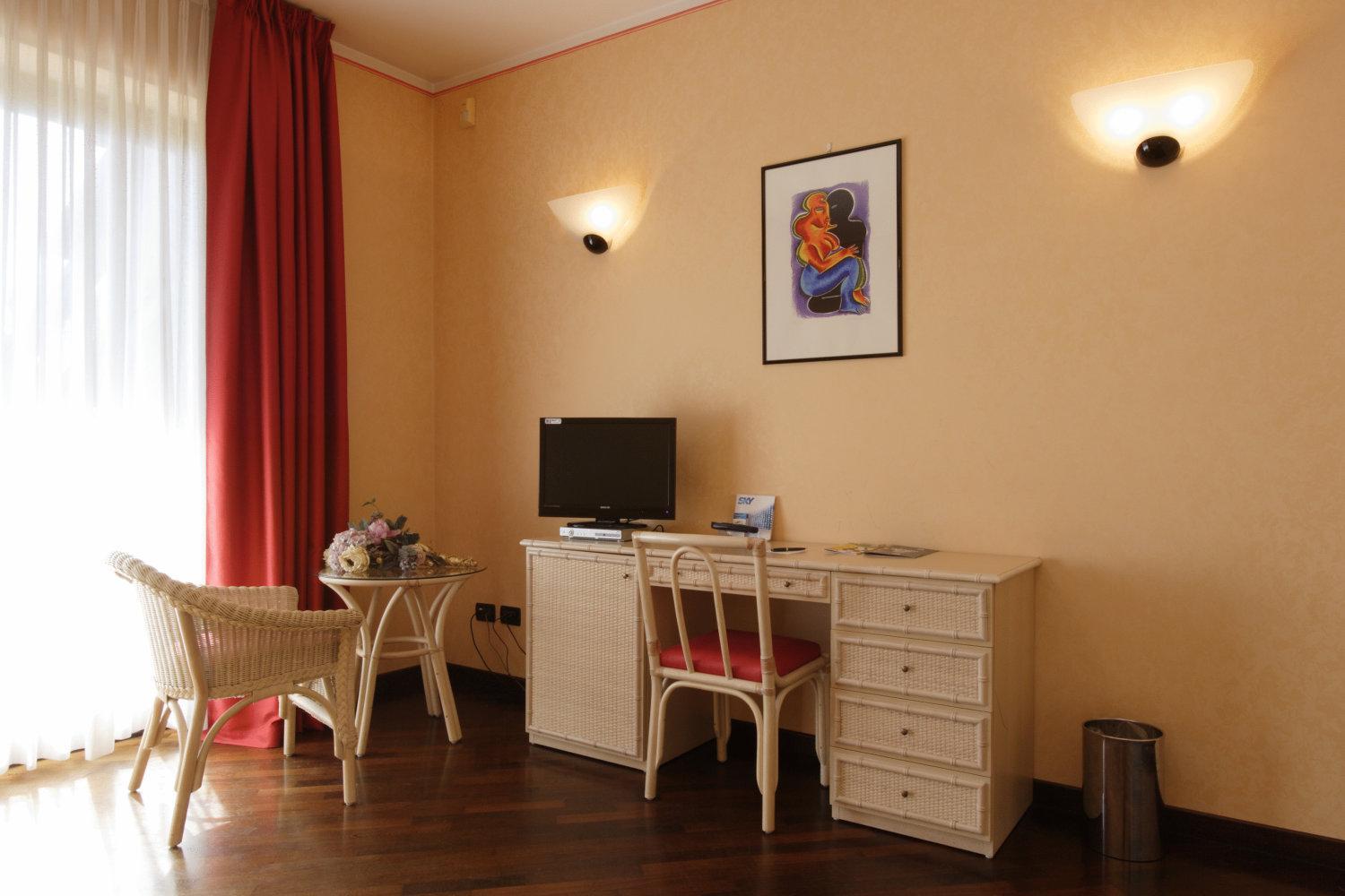 Economy Double or Twin Room photo 2