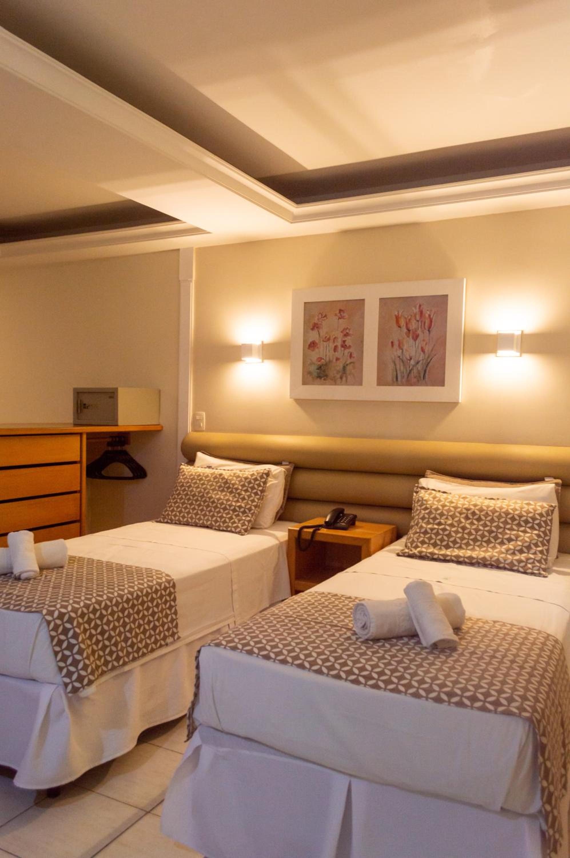 Twin Room (2 Single Beds)