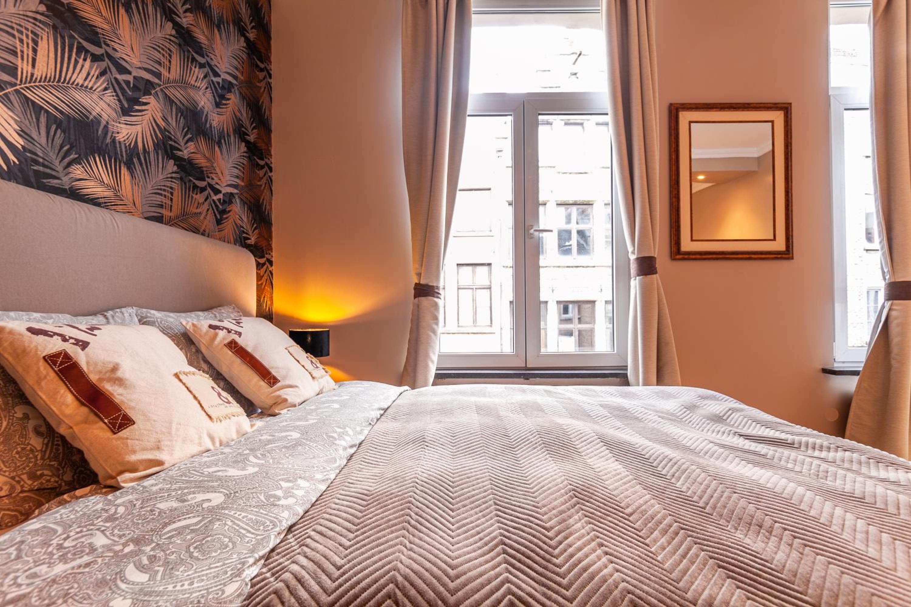 One-Bedroom Apartment - Photo 46