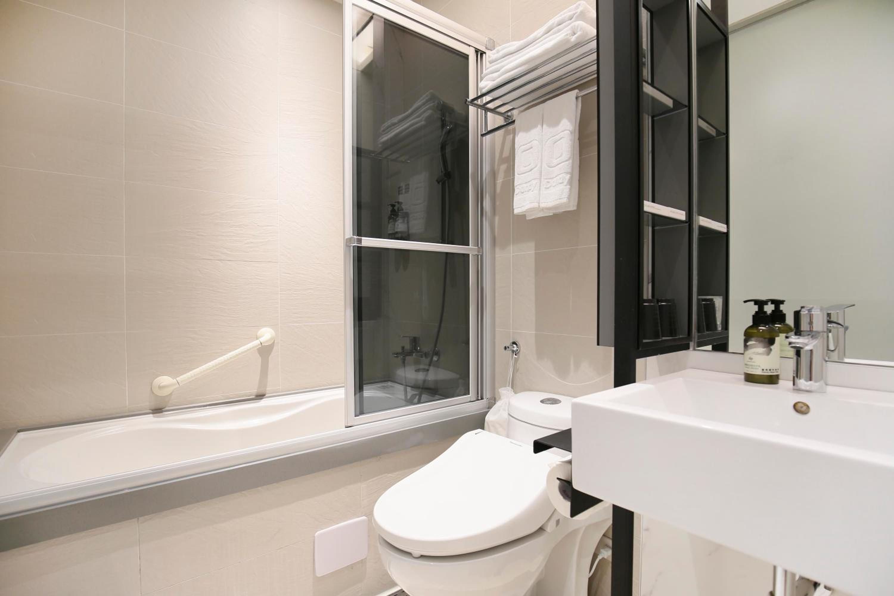 Business Double Room photo 3