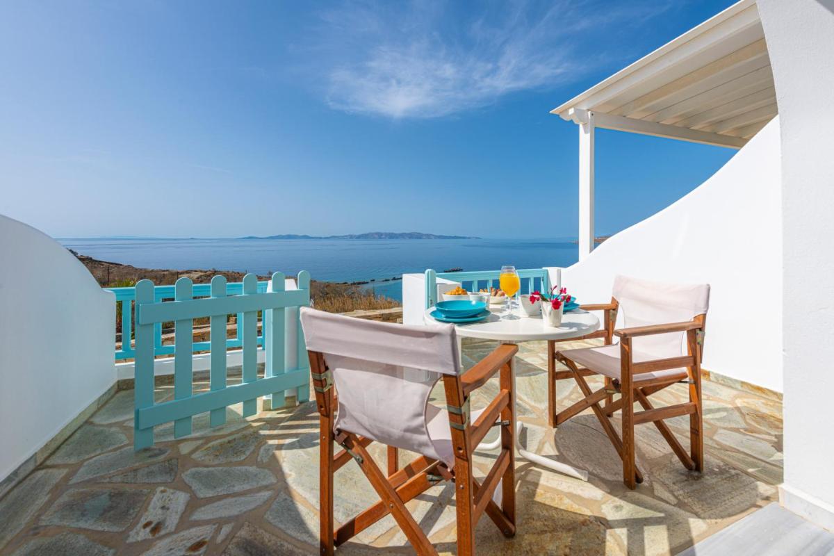 Studio Apartment with Sea View