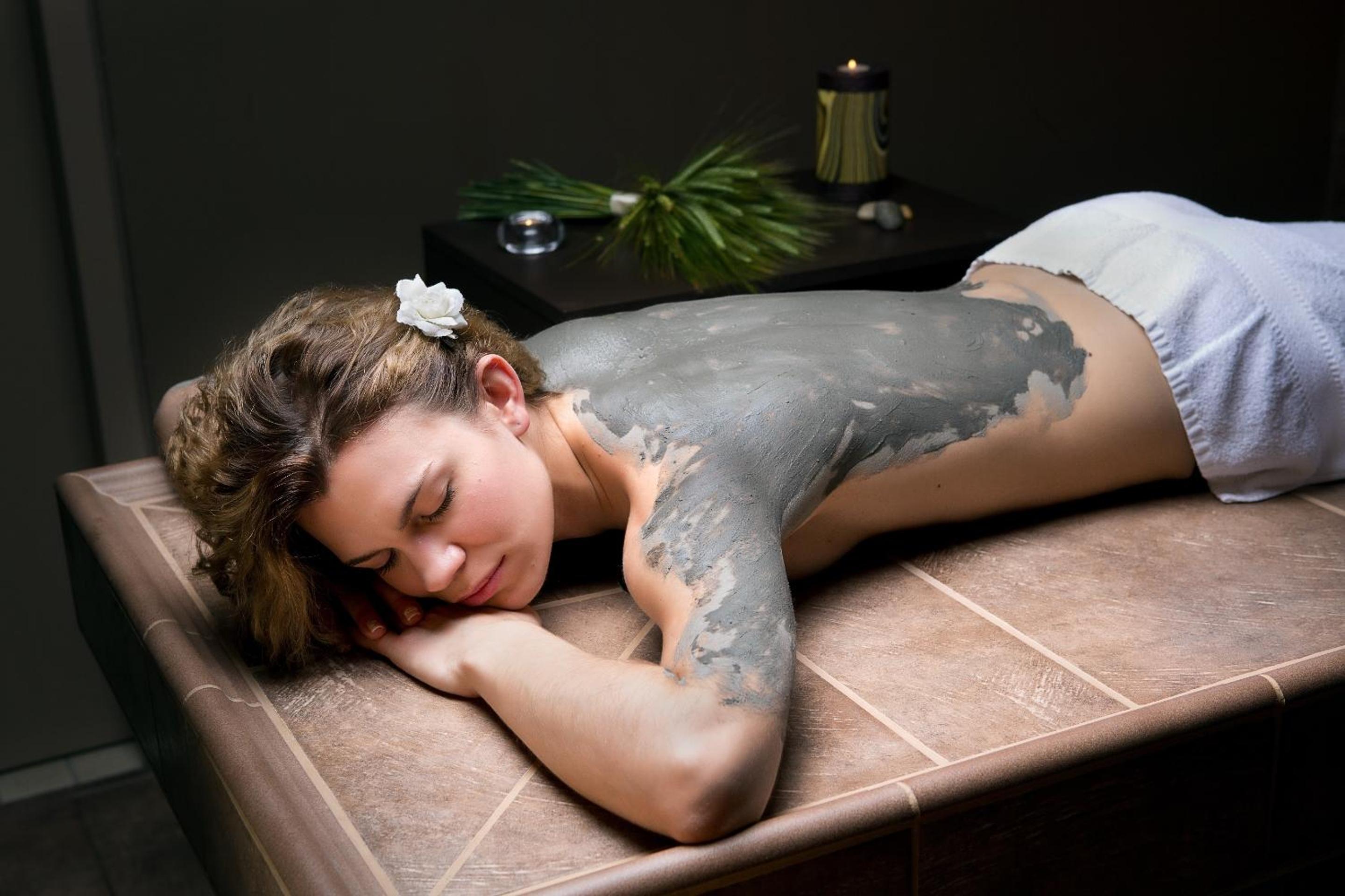 Special Offer - Premium Double Or Twin Room With Wellness Relax Package photo 3