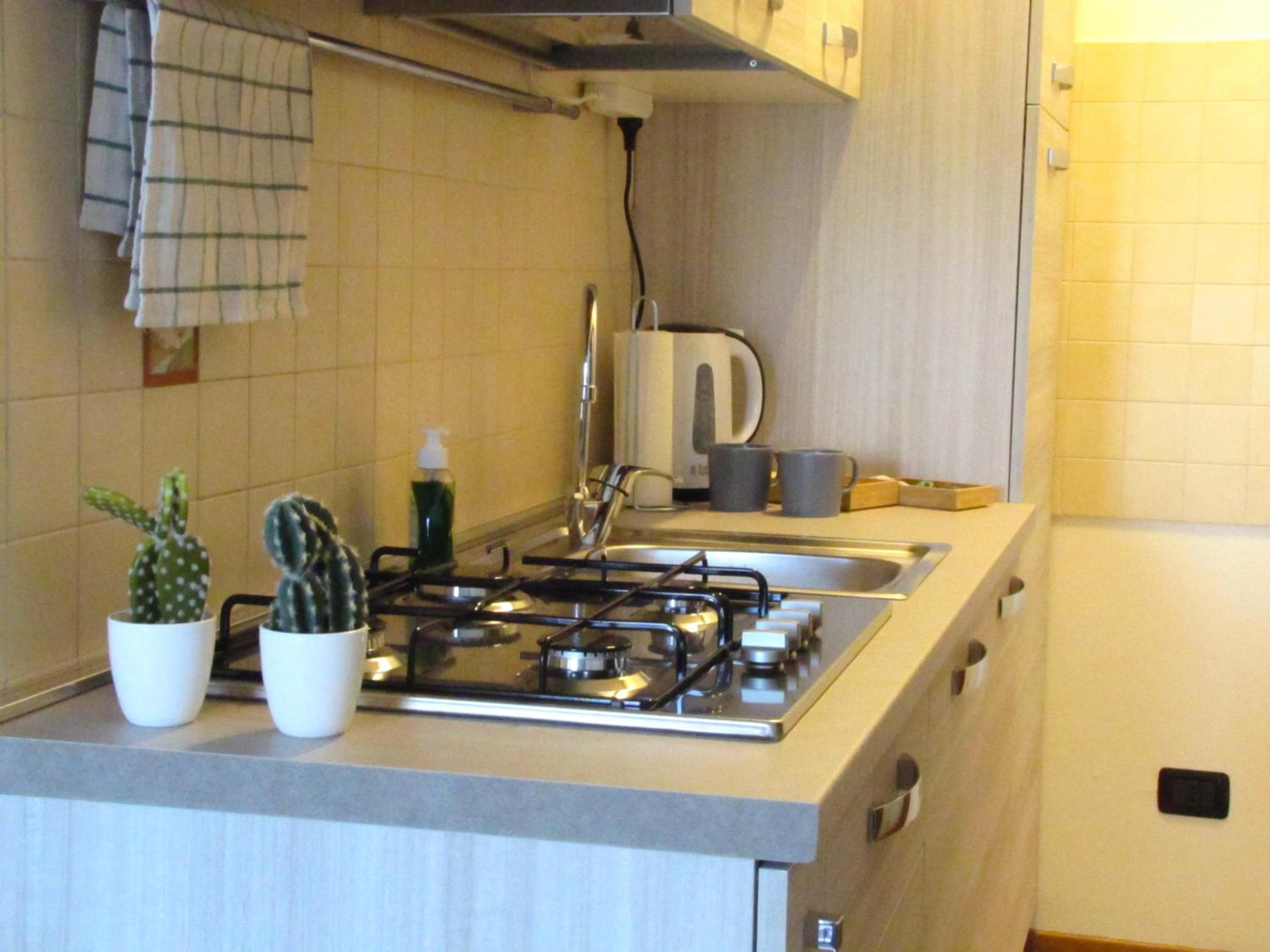 One-Bedroom Apartment - Photo 8