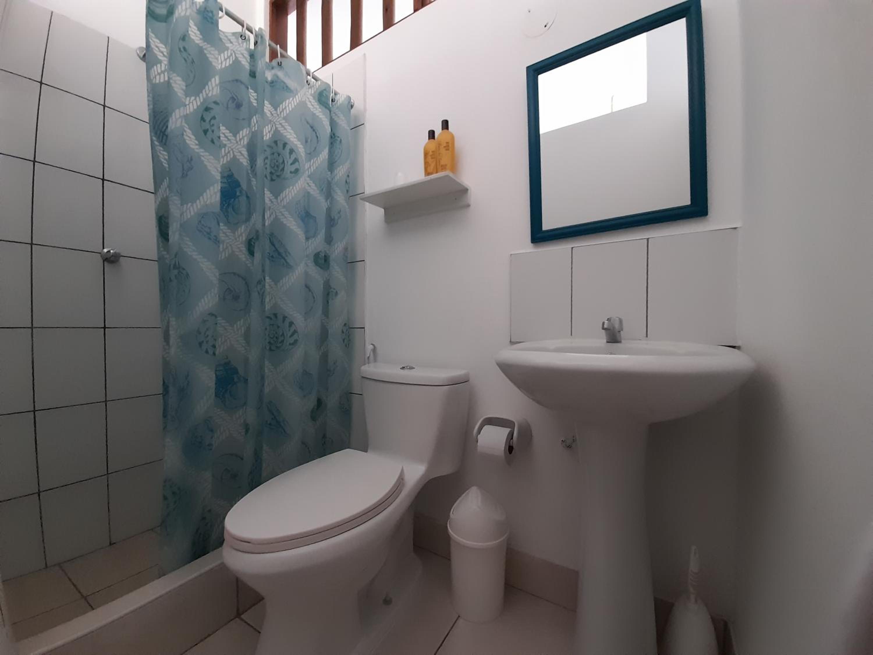 Standard Queen Room photo 2