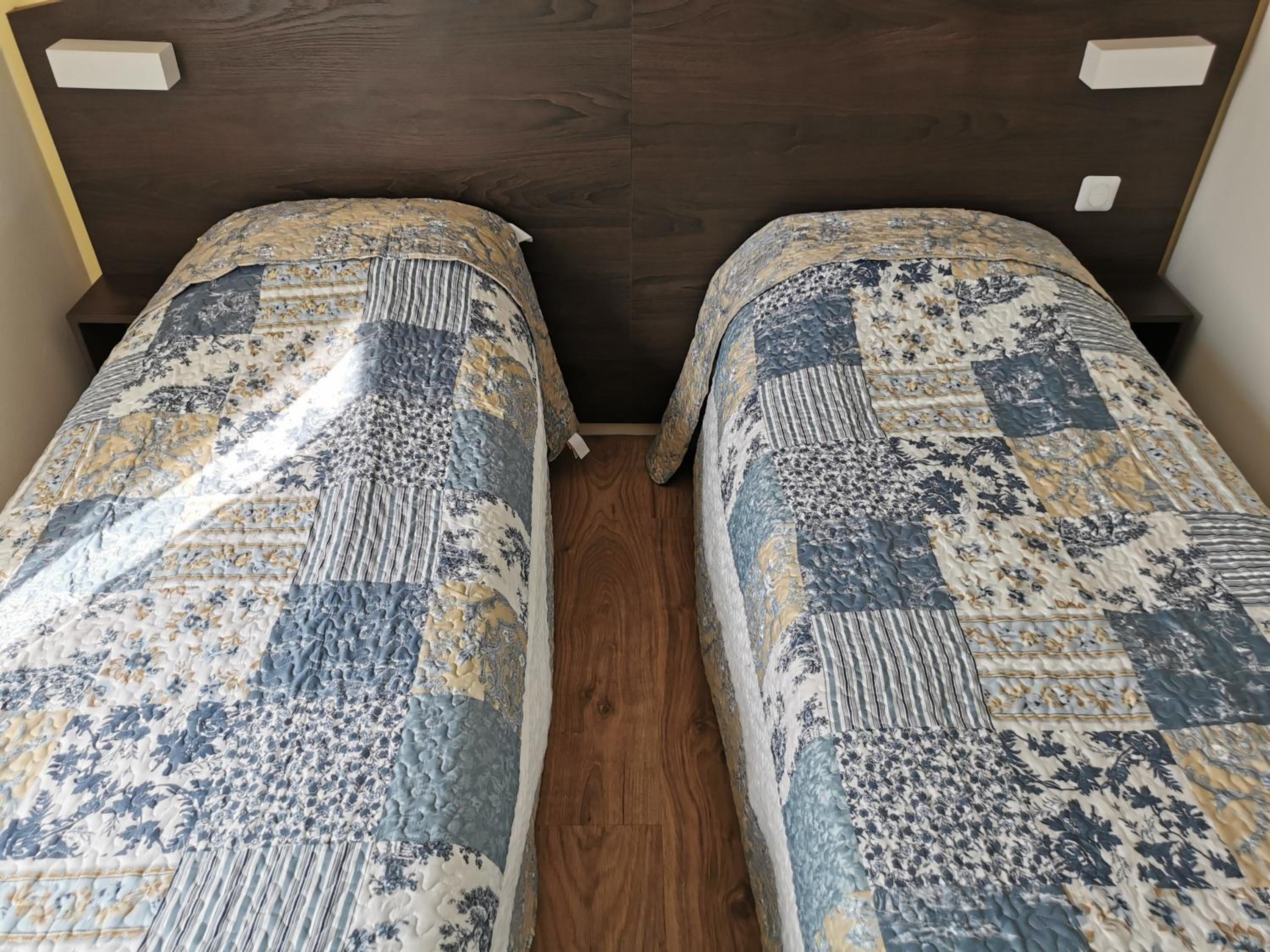Twin Room - Photo 4
