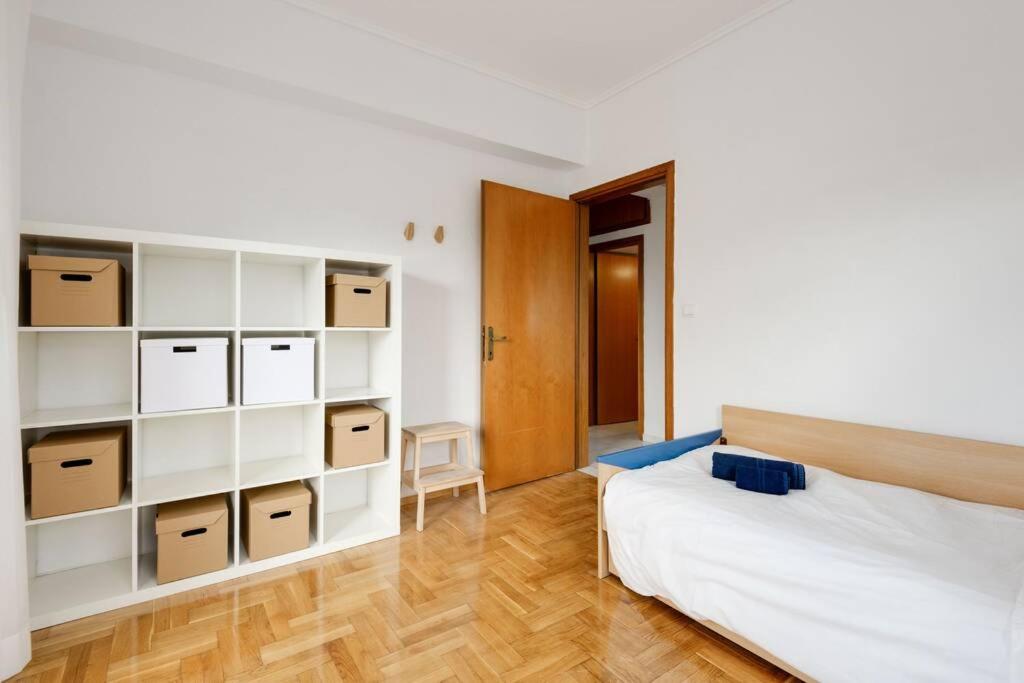Three-Bedroom Apartment - Photo 21