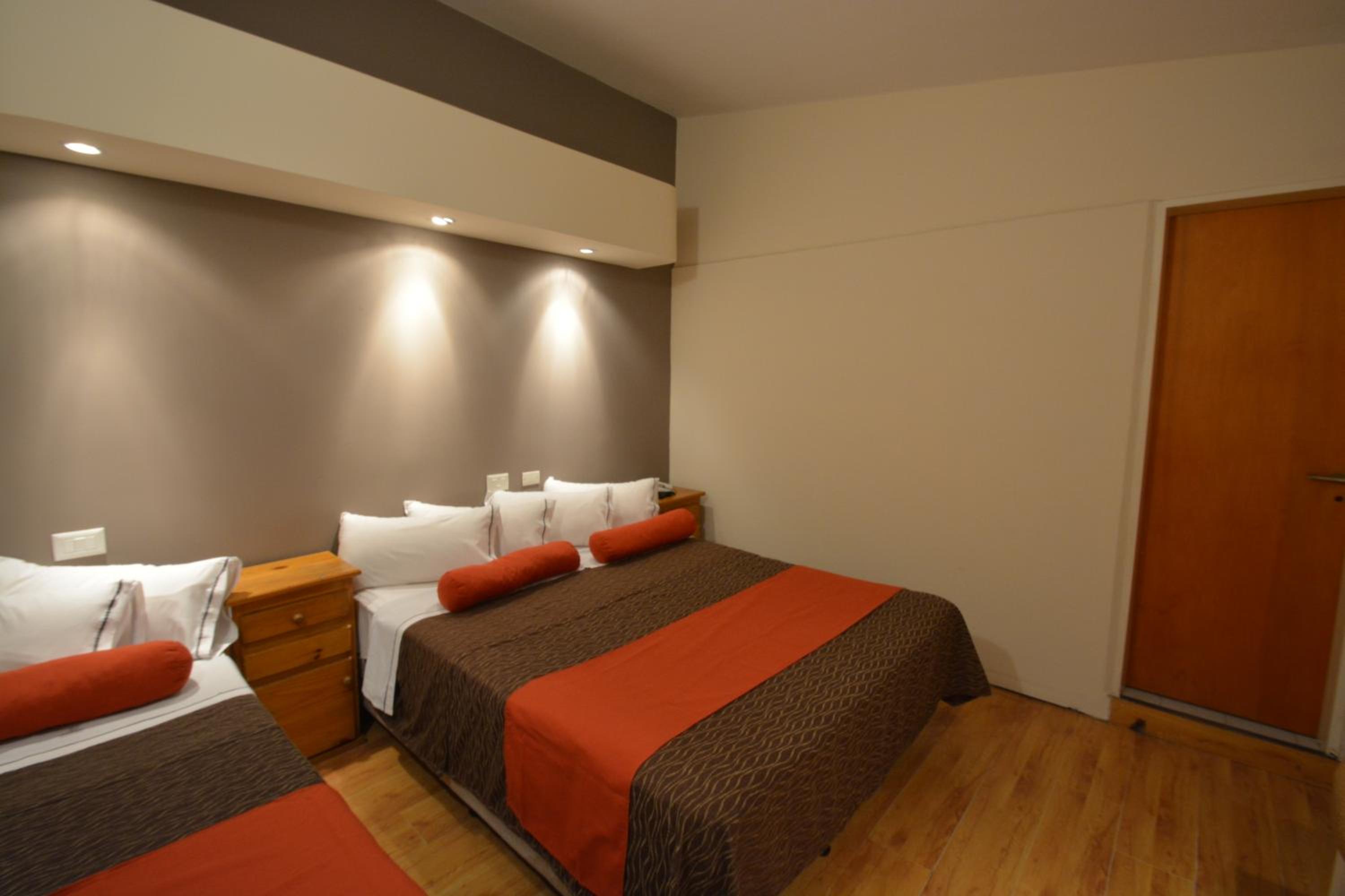 Standard Triple Room photo 2
