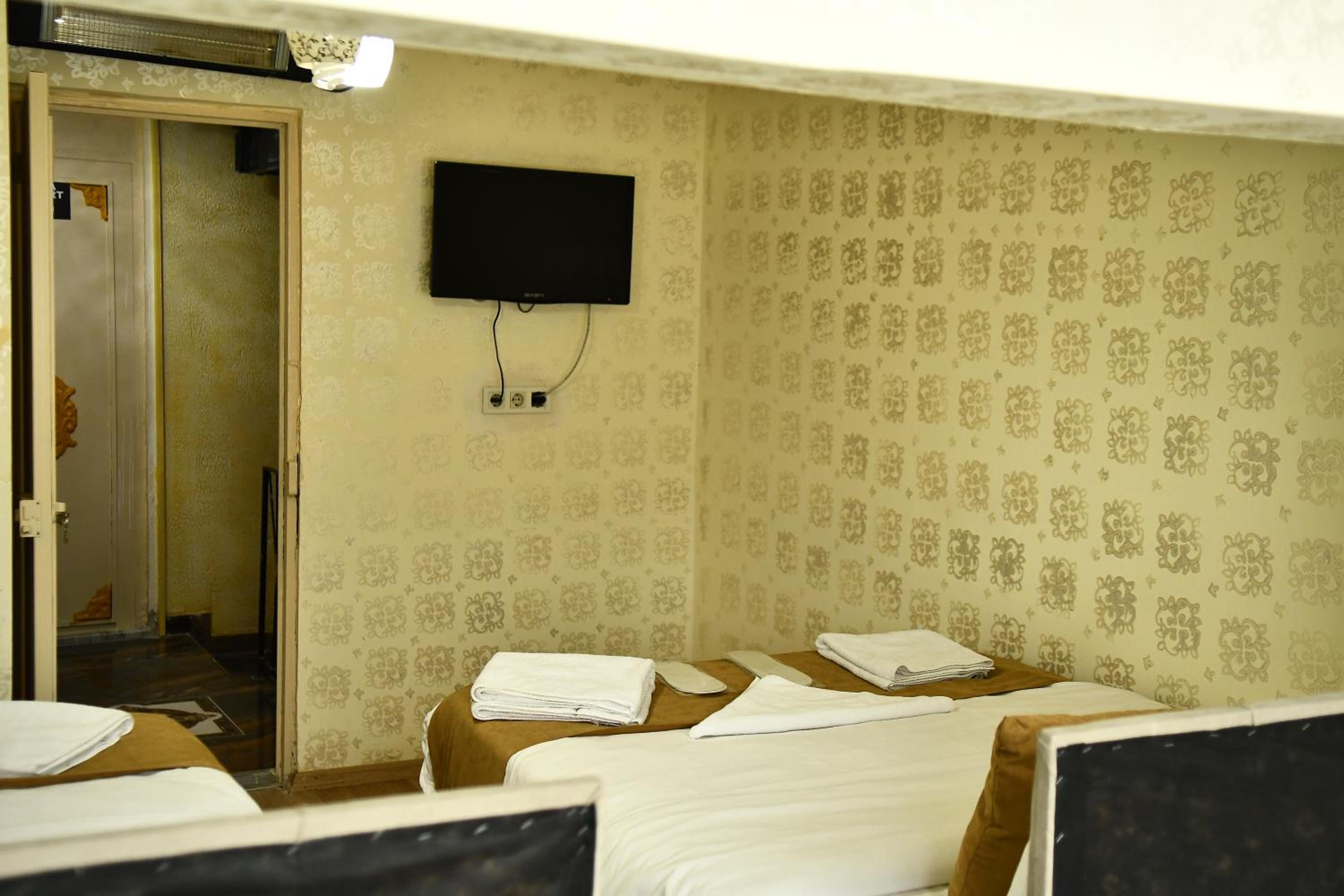 Quadruple Room photo 3