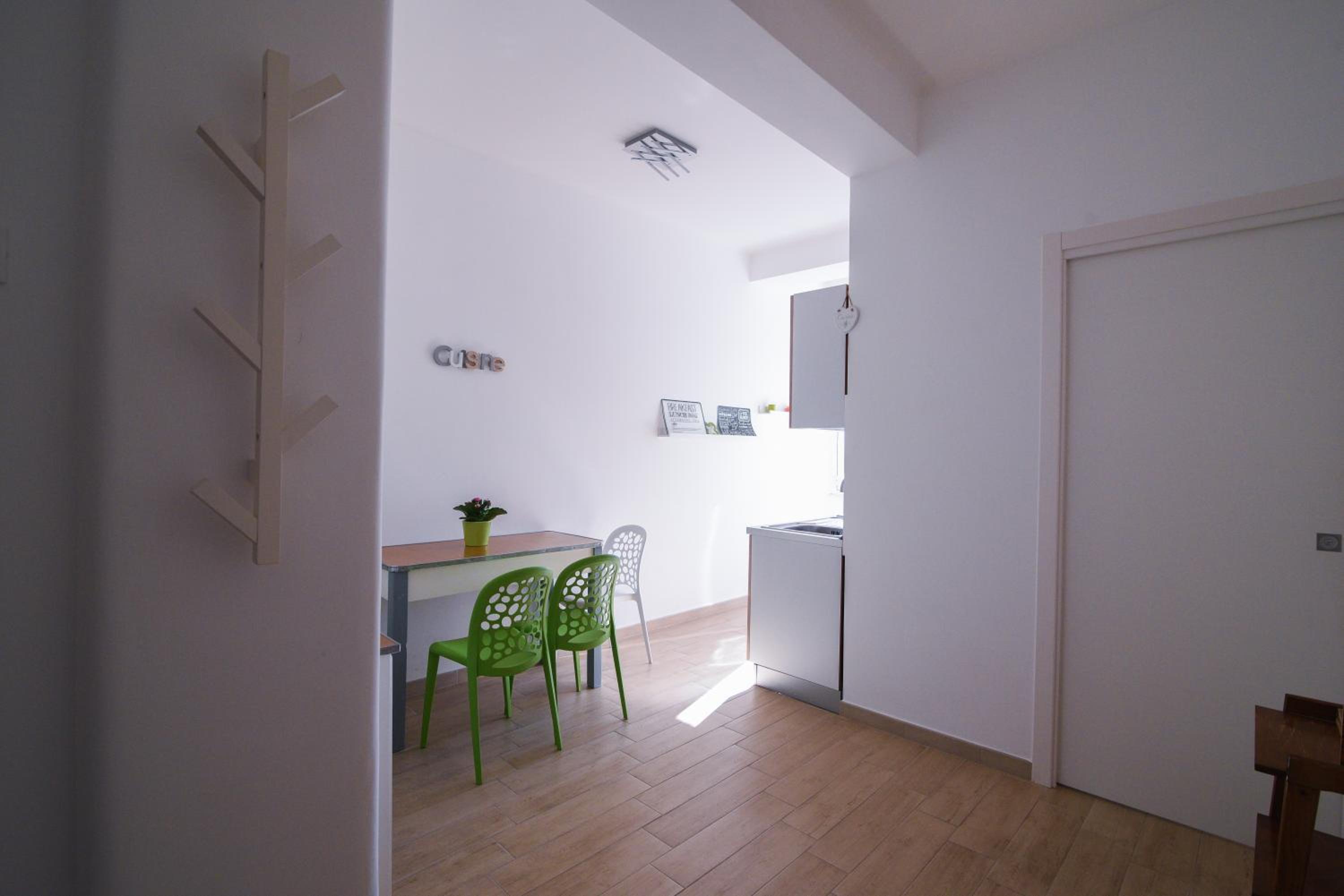 Standard Apartment - Photo 9
