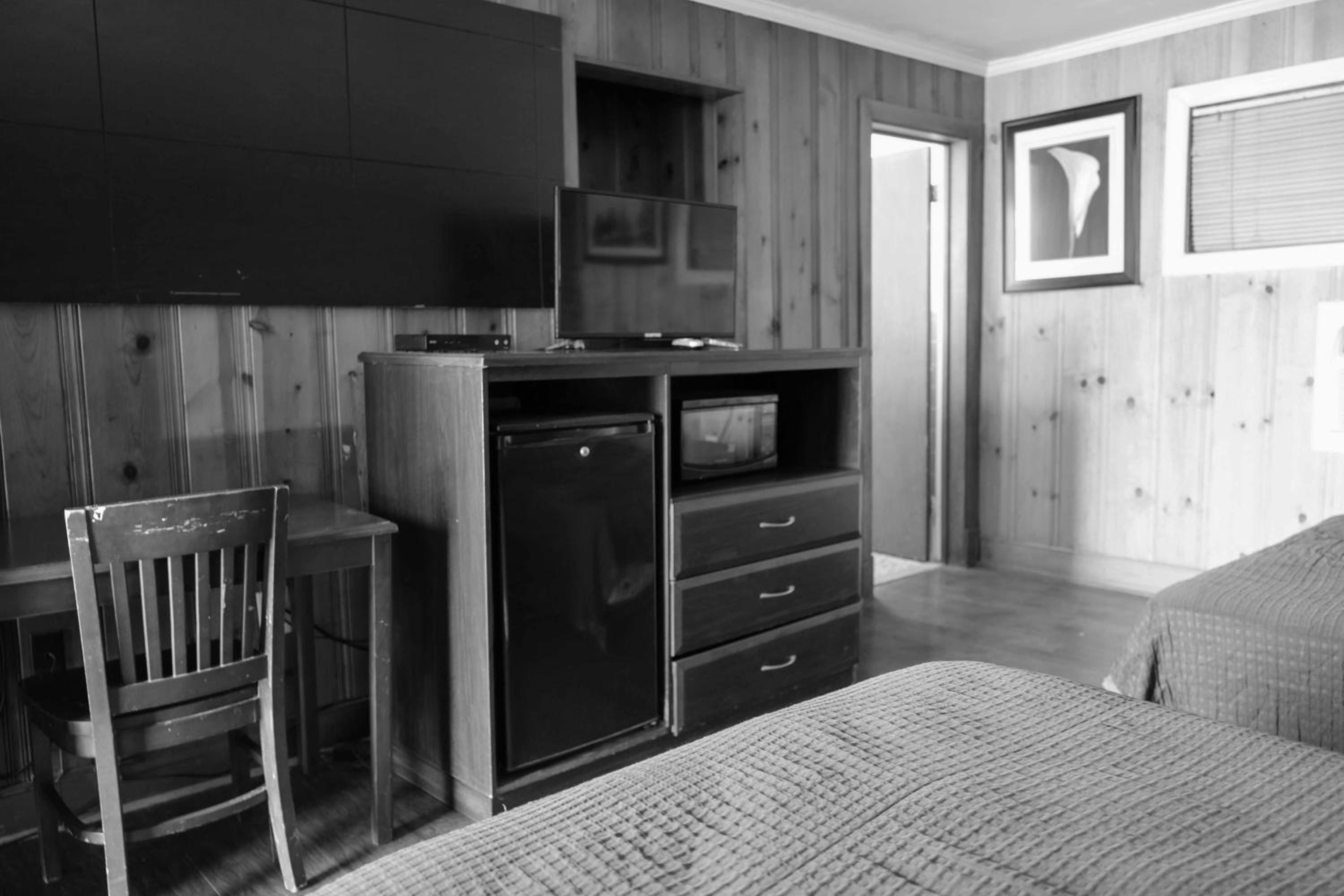 Double Room - Photo 10