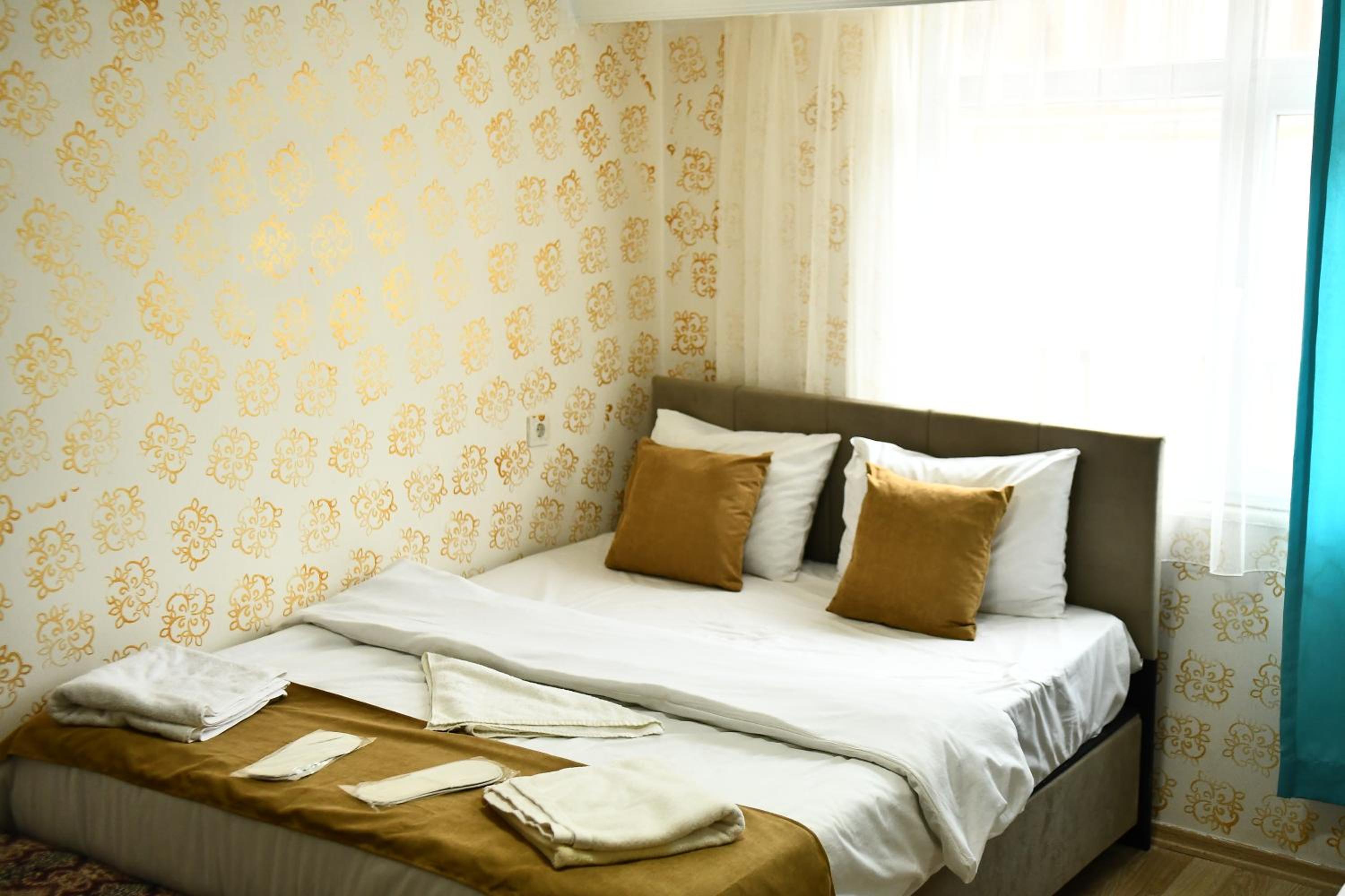 Large Double Room photo 2