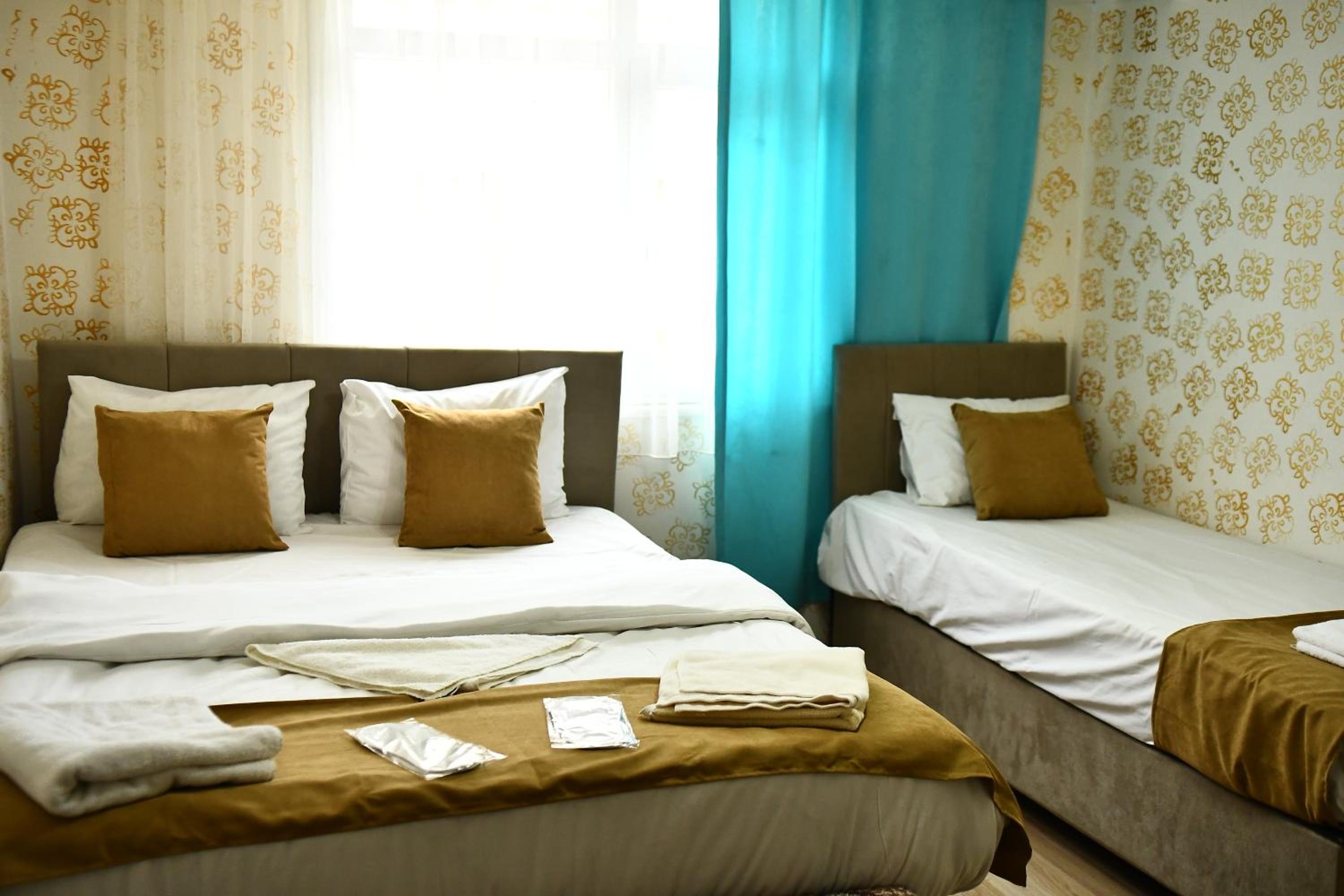 Standard Triple Room photo 2