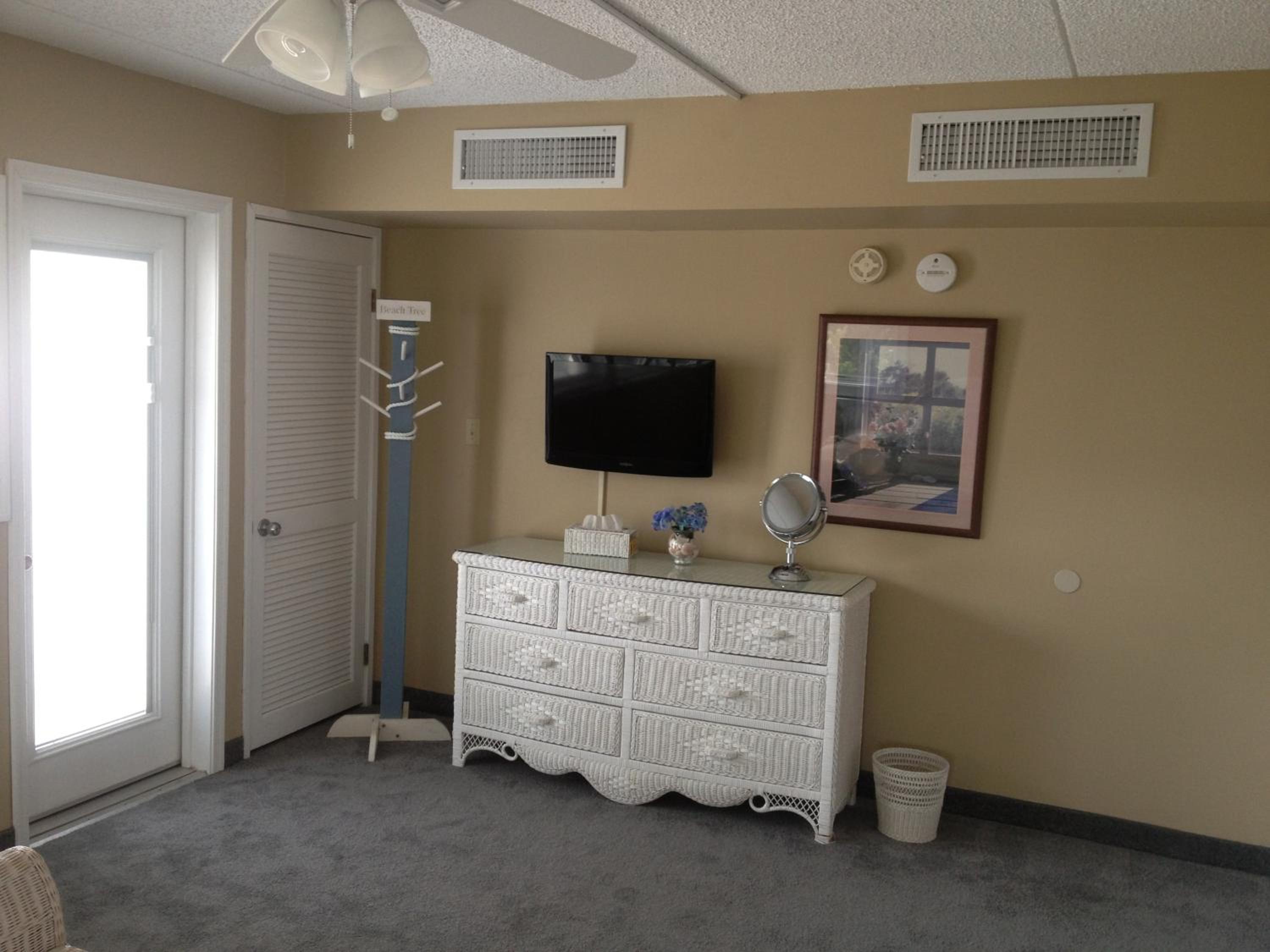 Superior King Suite photo 3