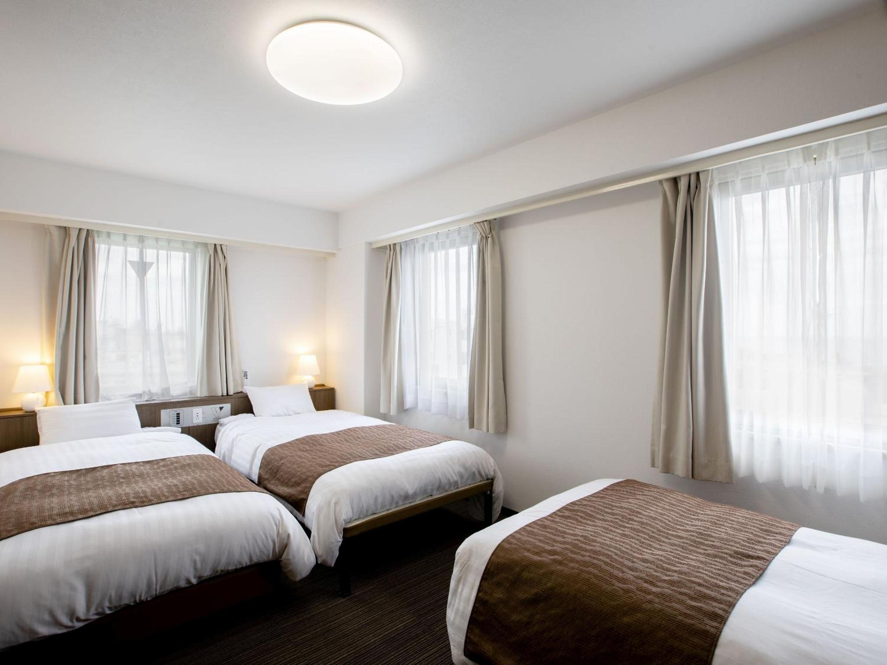 Triple Room - Photo 7
