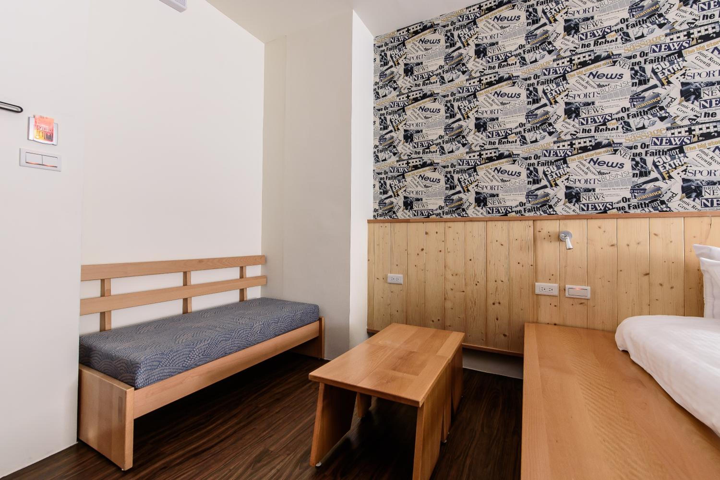 Standard Double Room - Photo 3