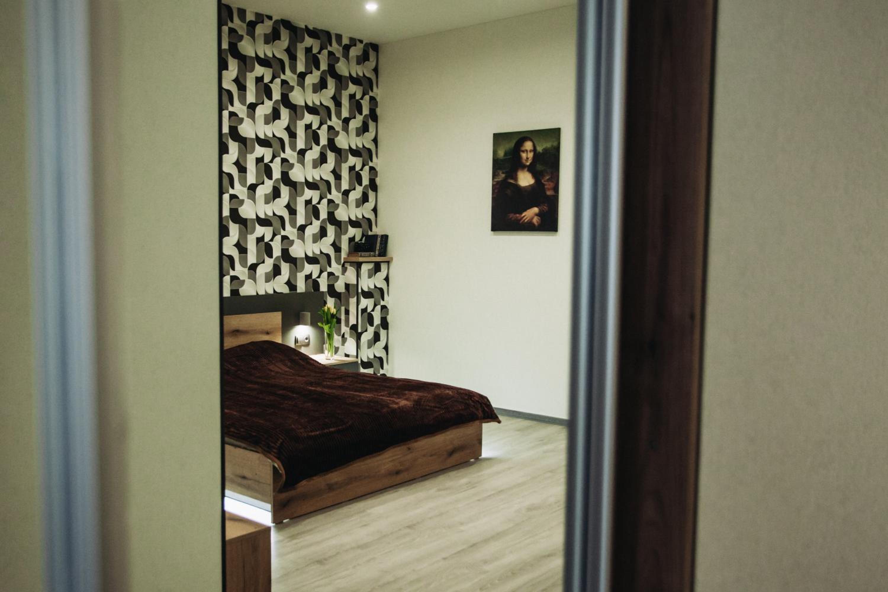 Studio Apartment photo 2