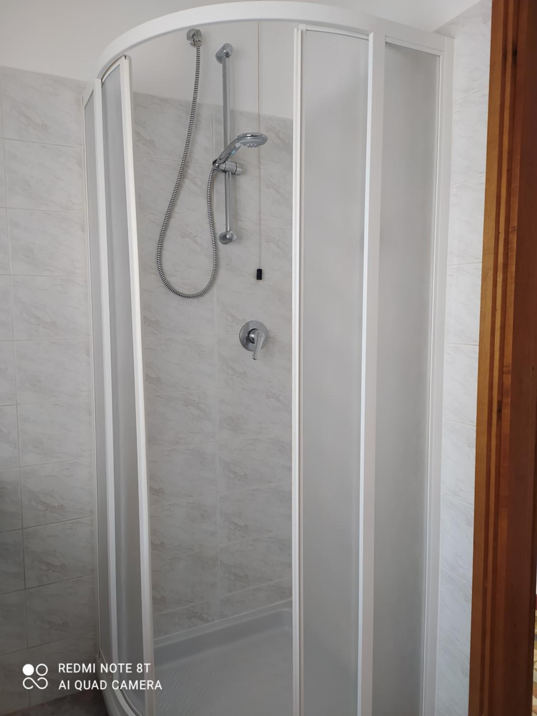 One-Bedroom Apartment - Photo 6