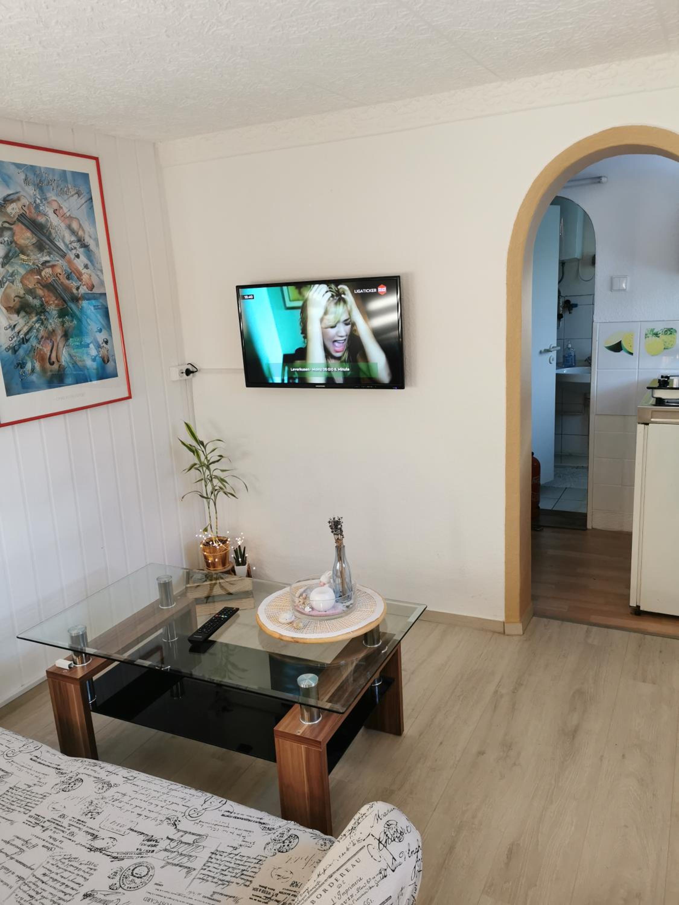 One-Bedroom Apartment photo 1