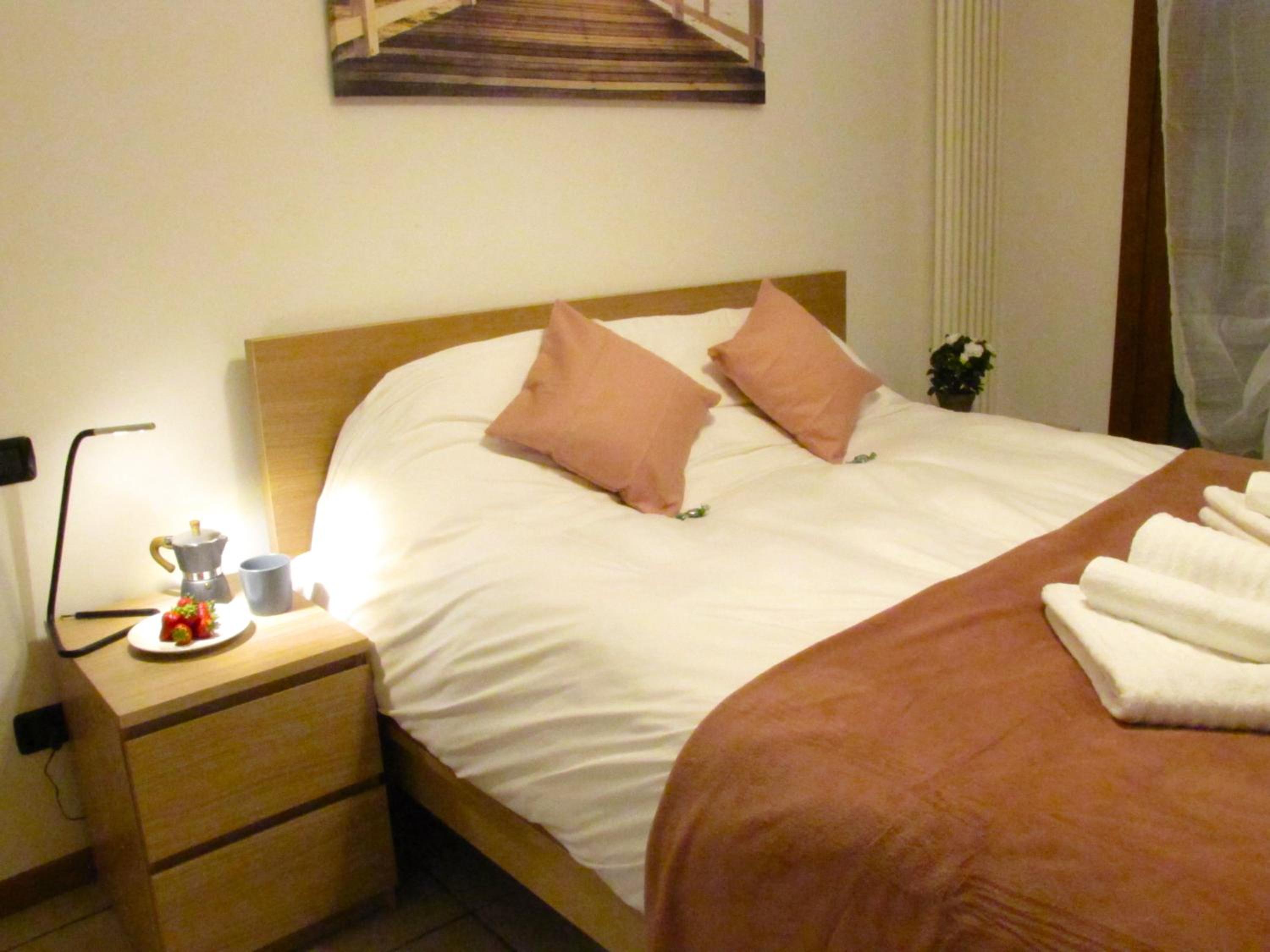 One-Bedroom Apartment - Photo 21